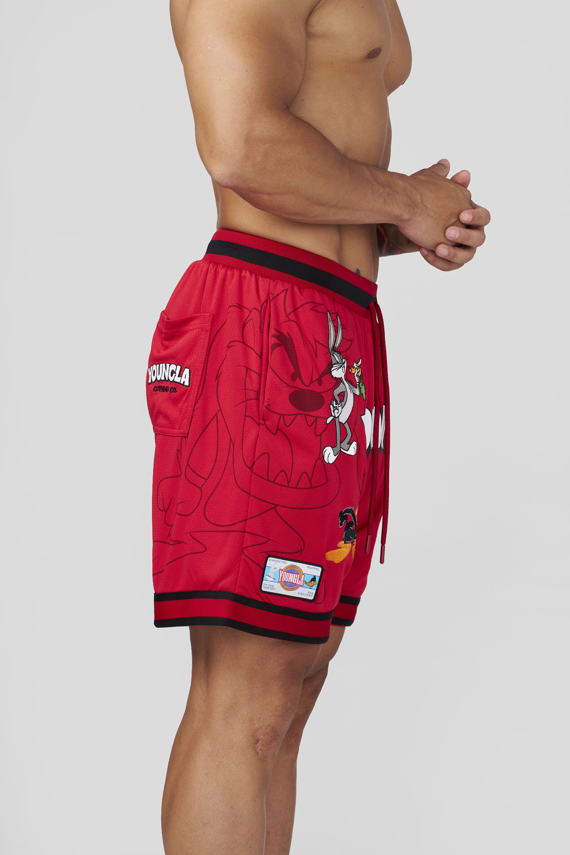 Young La 1071 - Looney Tunes Embroidered Patch Shorts 'Red'
