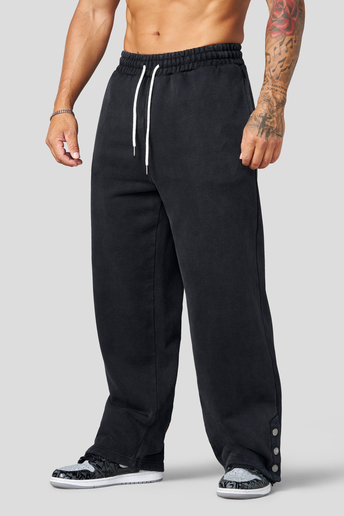 YoungLA 2108 - Dragon Sweats 'Black Wash'