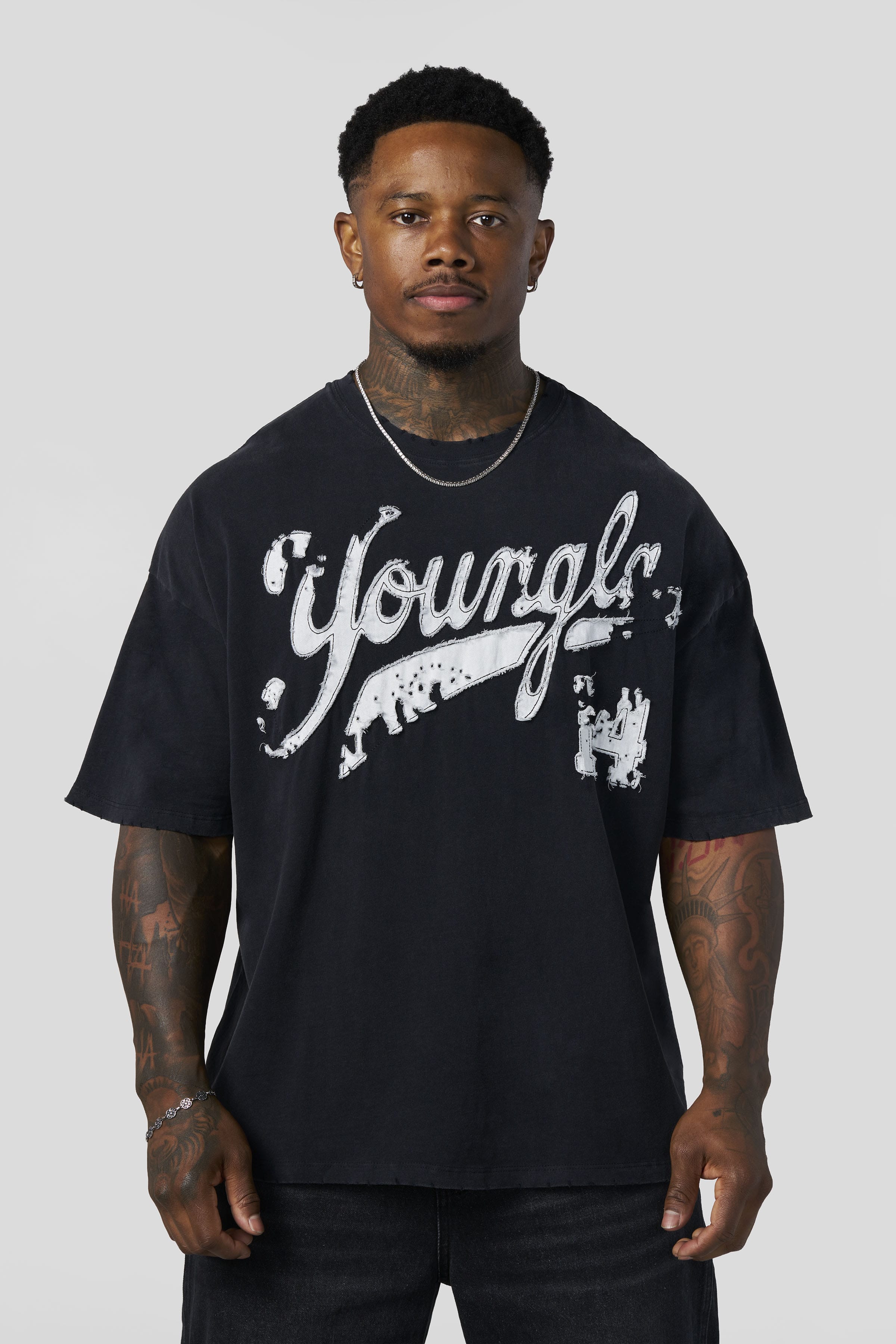 Young La 4182 - Distressed Script Tees 'Black Wash'