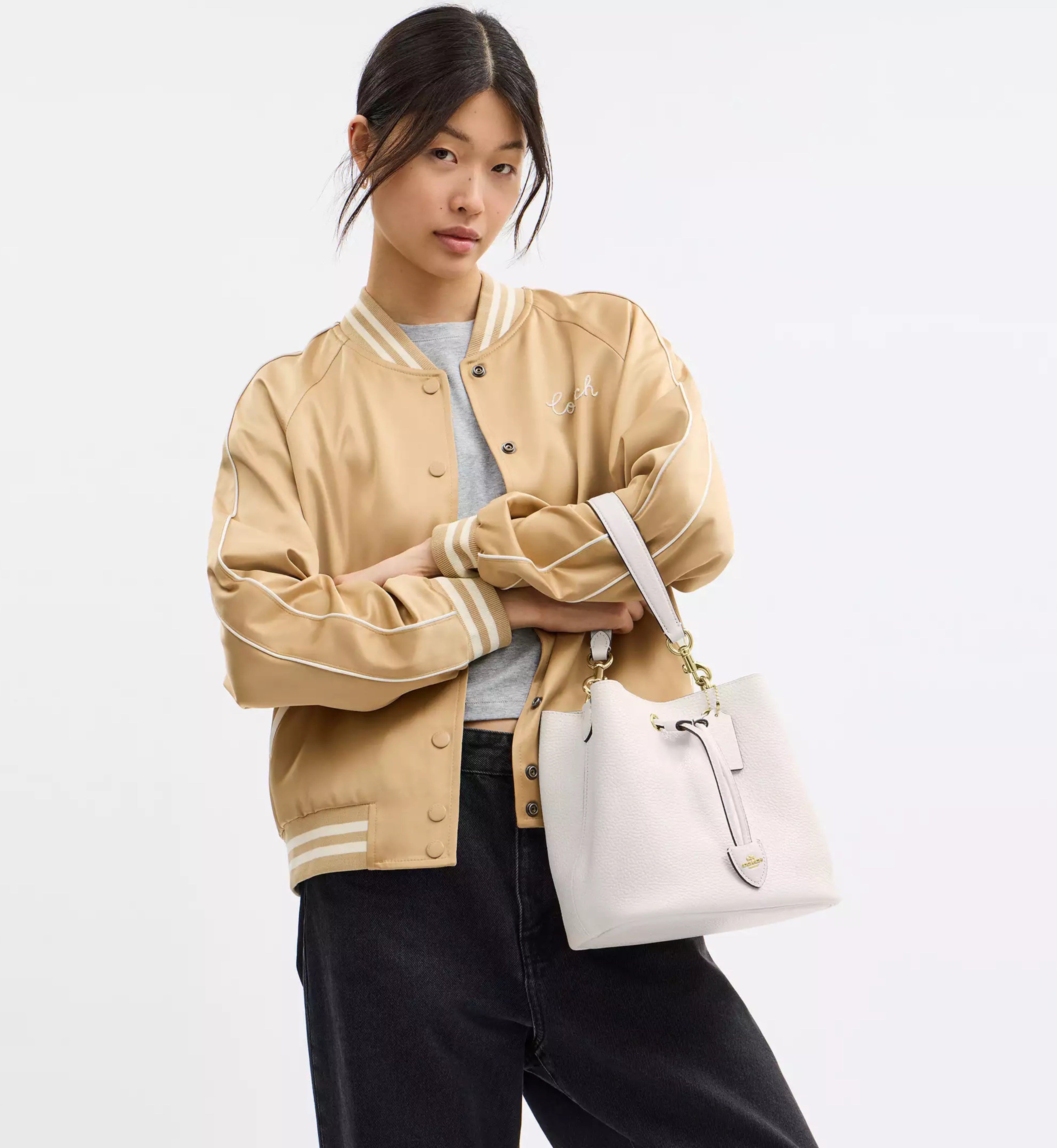 Coach Rowan Bucket Bag 'Pebbled Leather Gold Chalk'