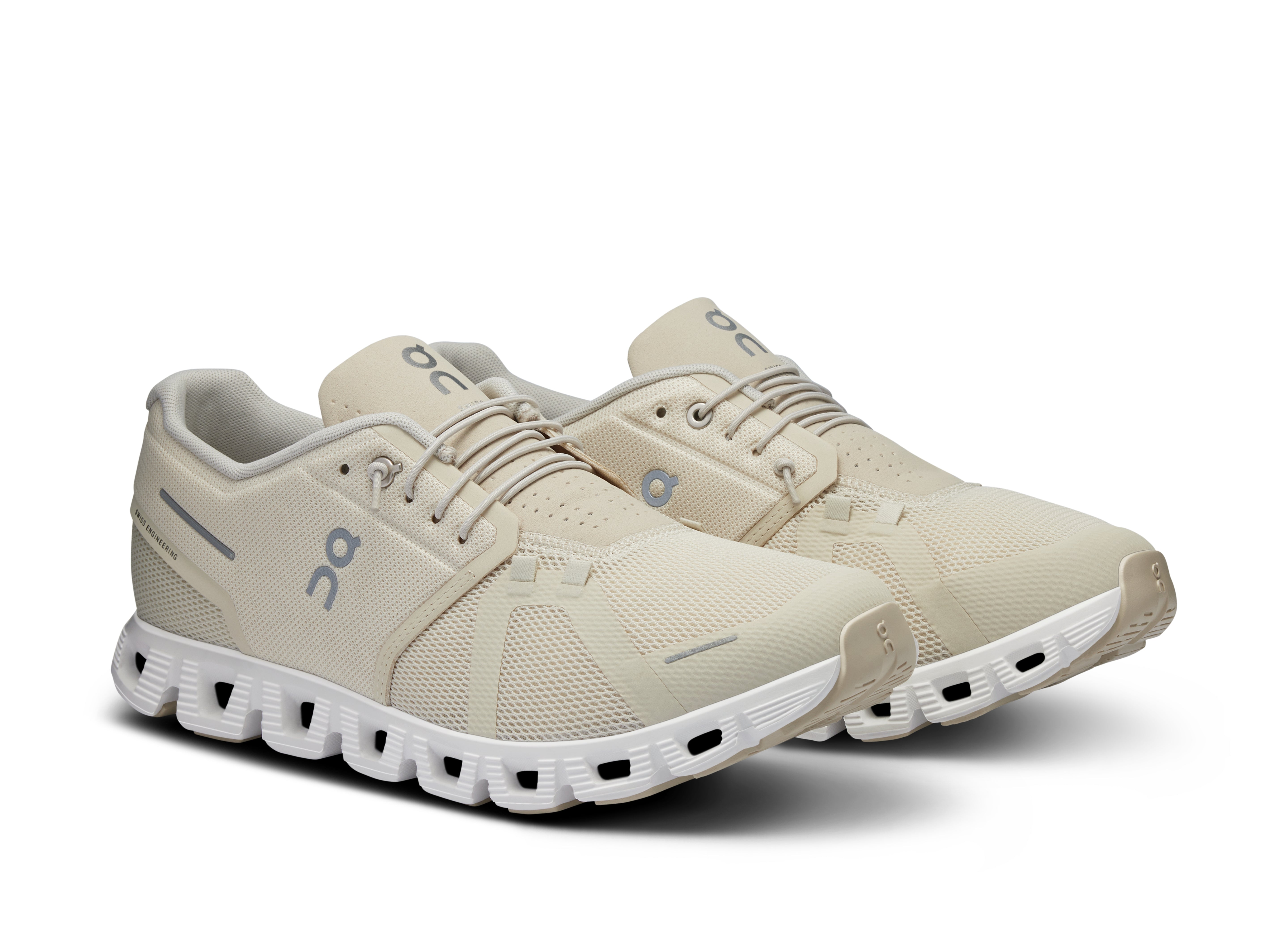 On Running Cloud 5 'Cream Sand'