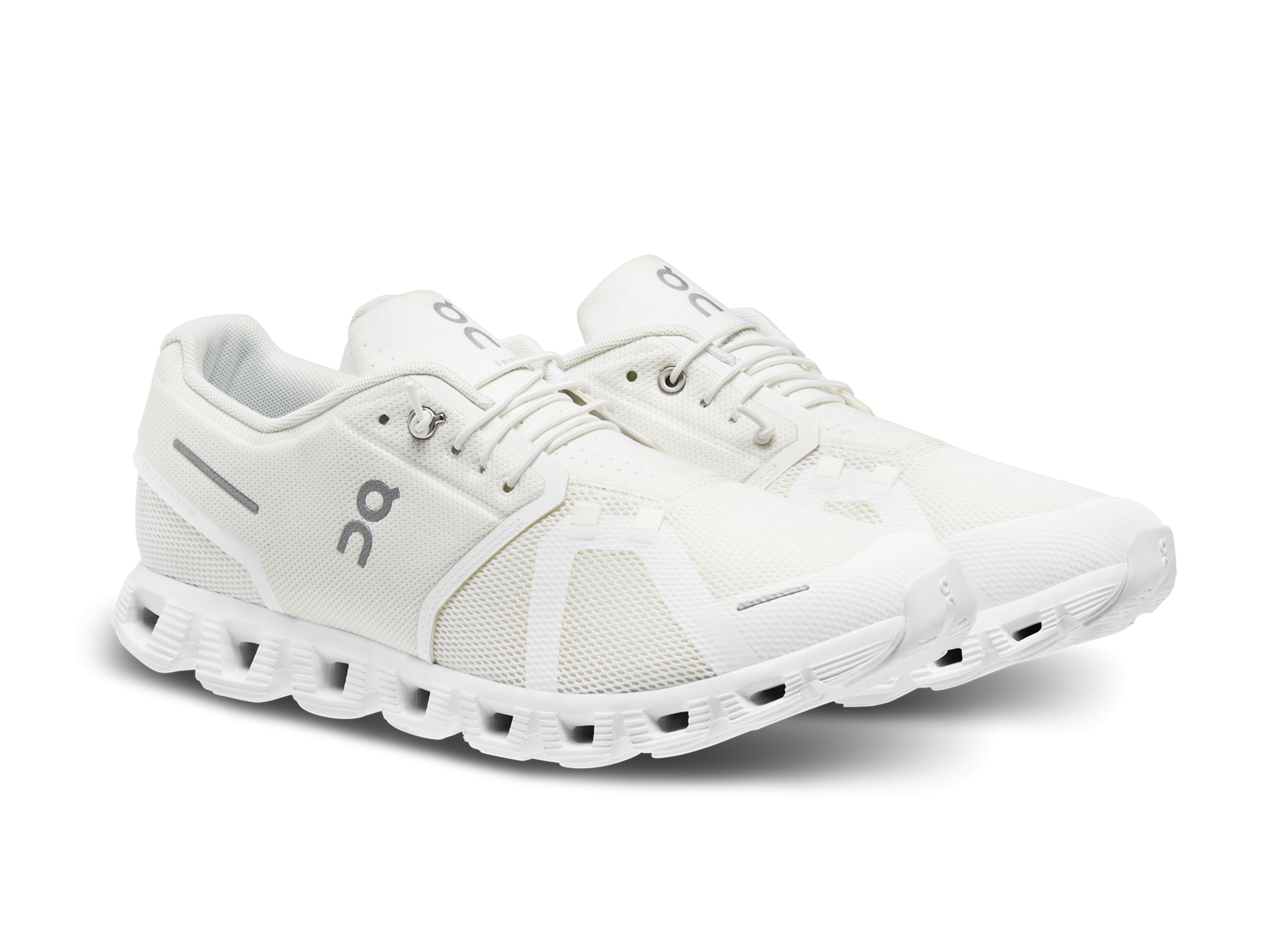 On Running Cloud 5 'All White'