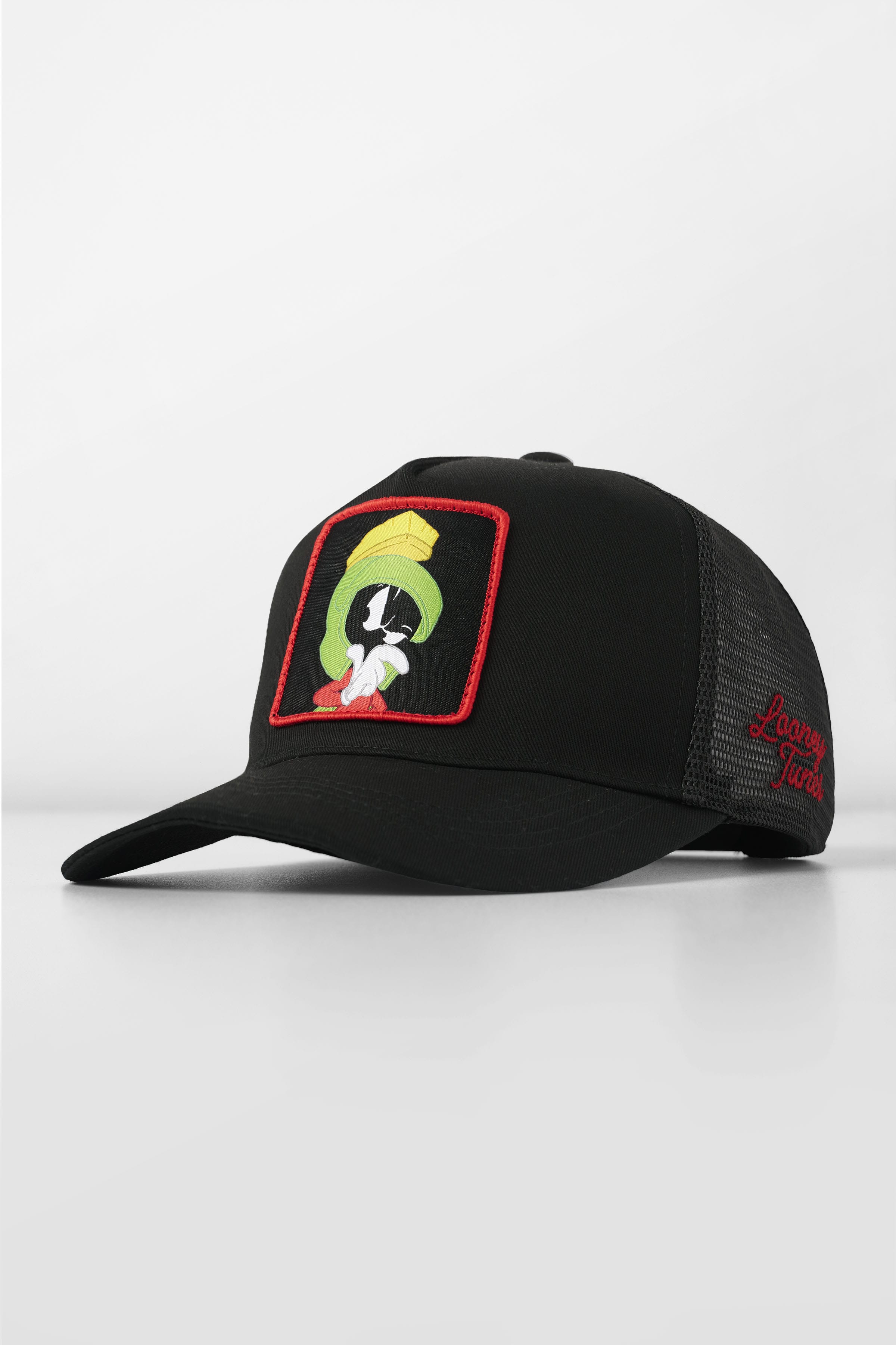 YoungLA 9135 - Looney Tunes Patch Trucker Hats 'Marvin H'