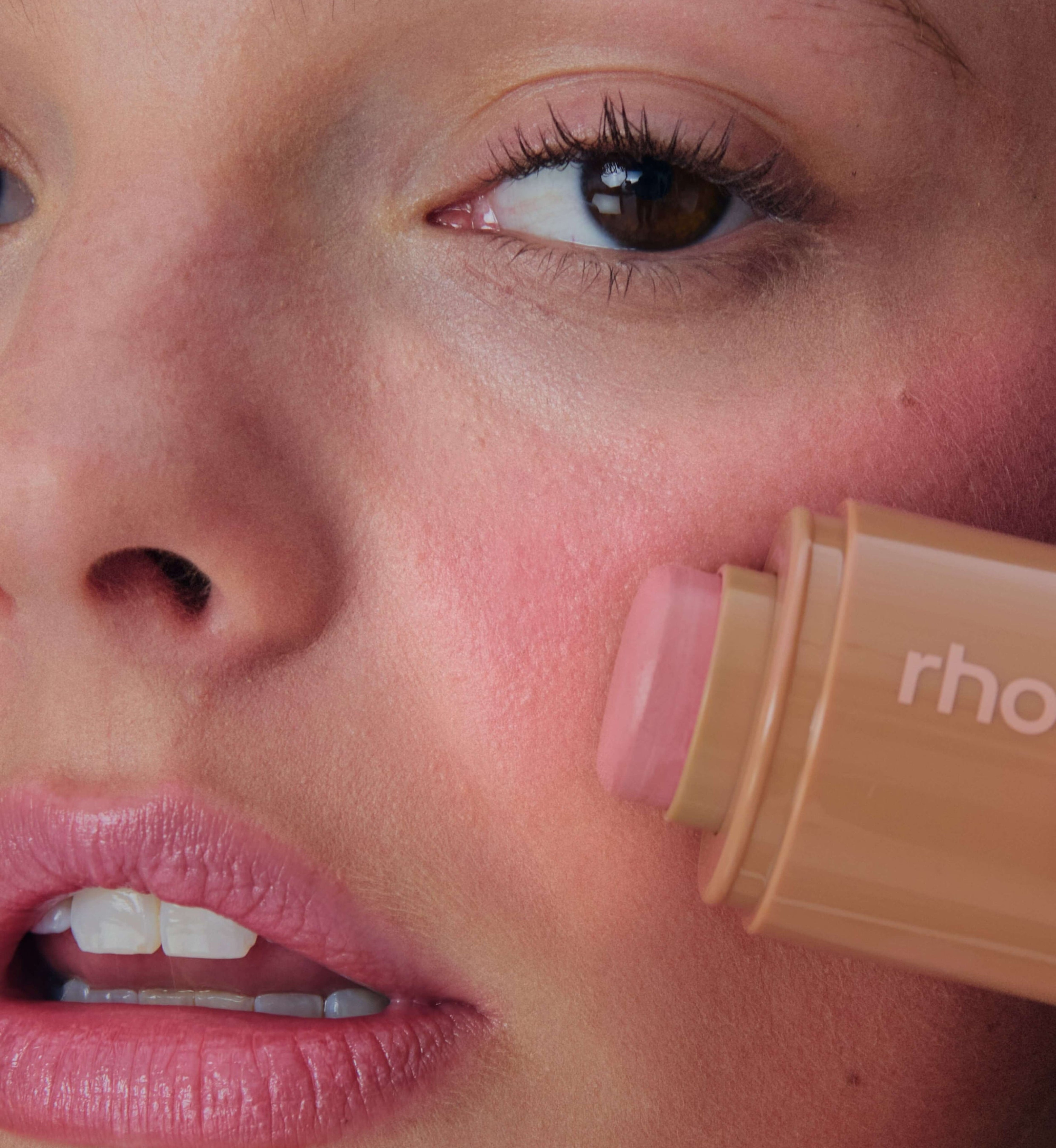 Rhode pocket blush 'piggy - baby pink'