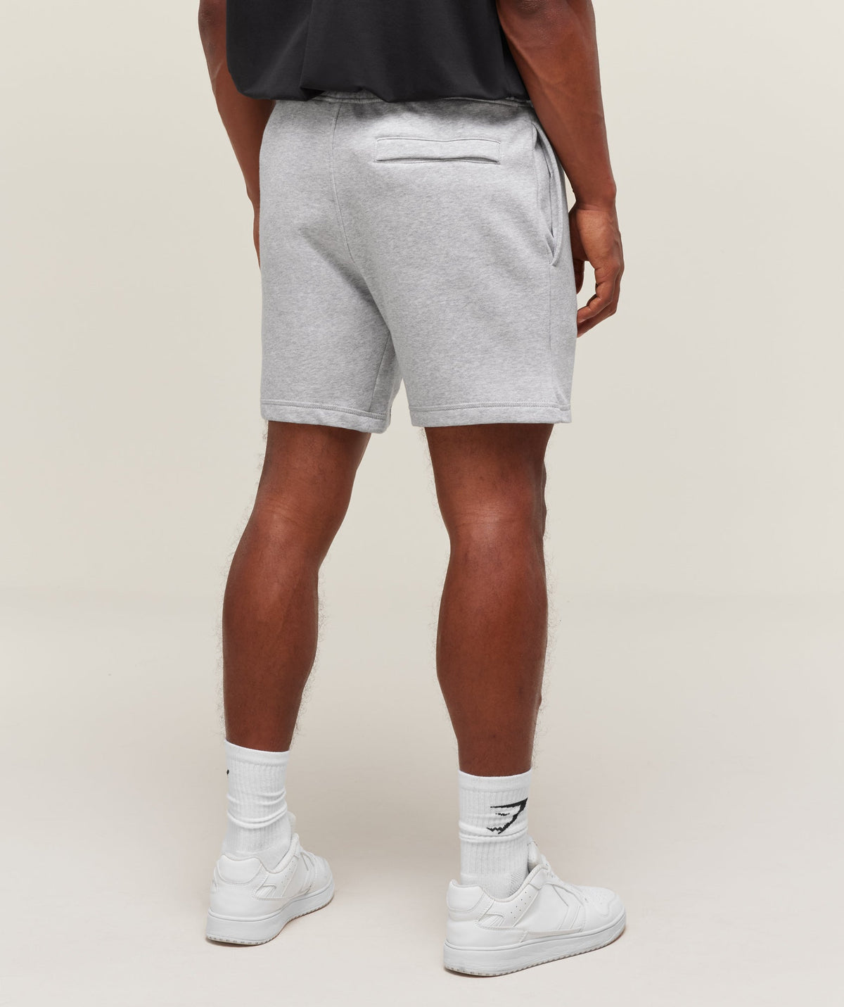 Gymshark Crest 7" Shorts 'Light Grey Marl'