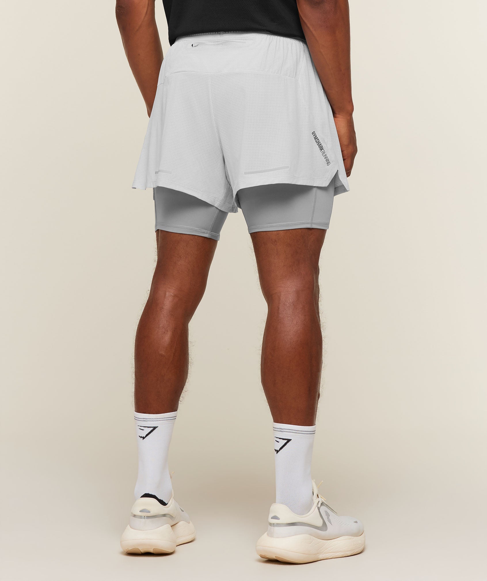 Gymshark Running 4" 2in1 Shorts 'Light Grey Smokey Grey'