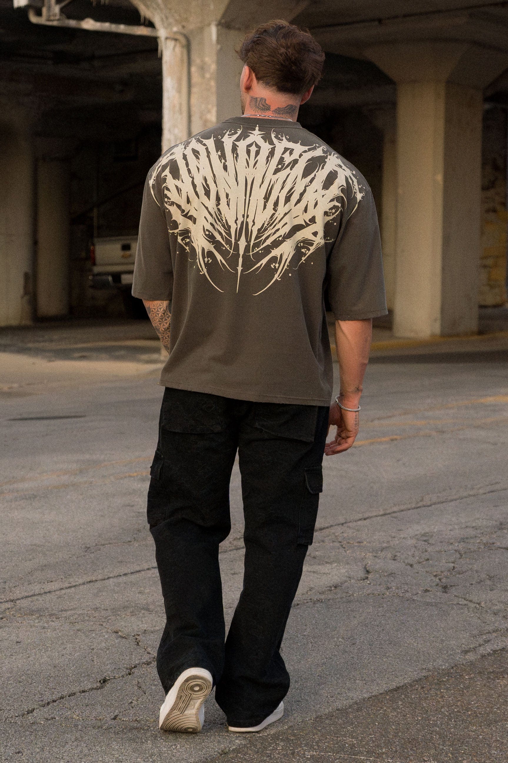 Young La 4185 - Chaos Tees 'Hunter Green Wash'