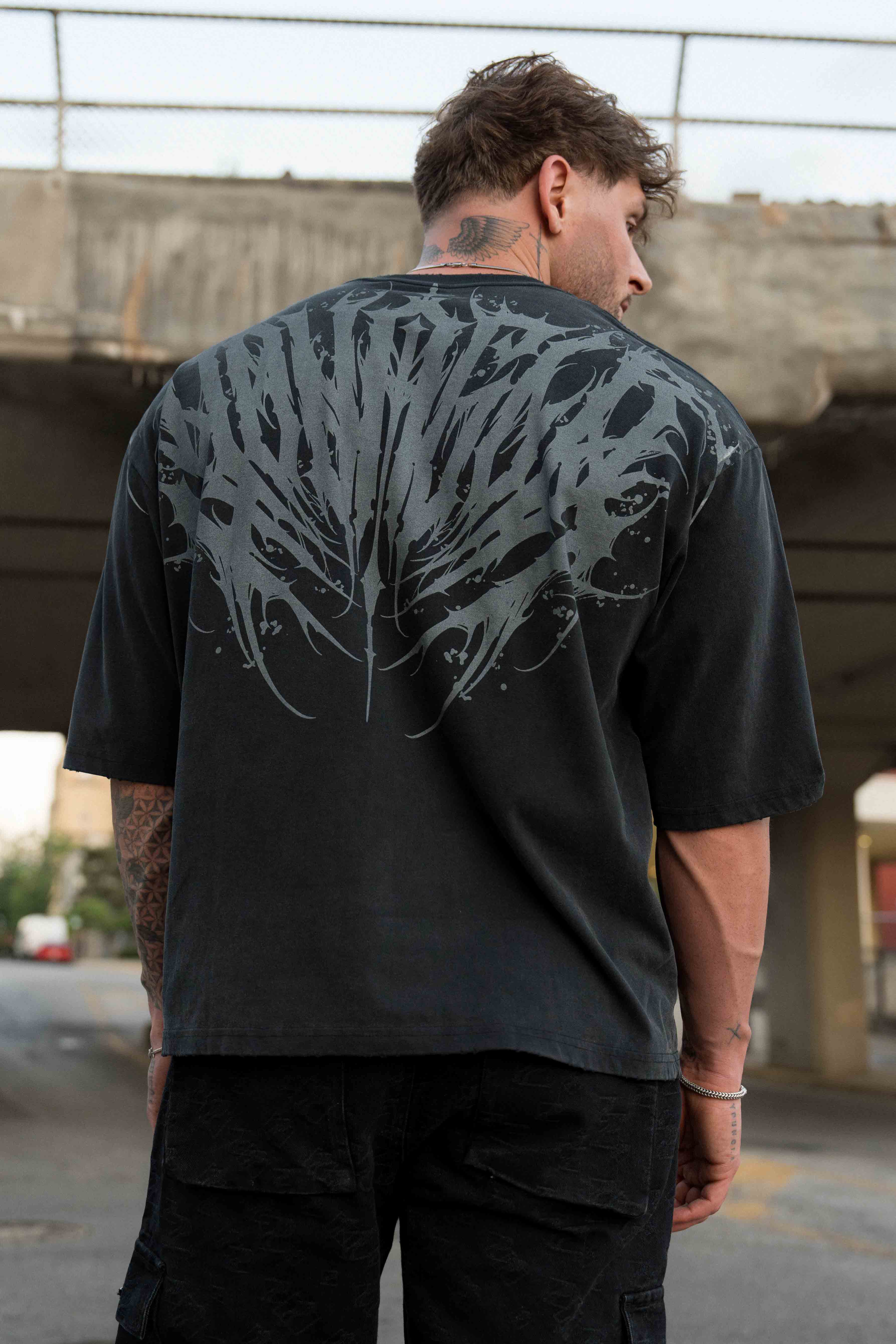 Young La 4185 - Chaos Tees 'Black Wash'