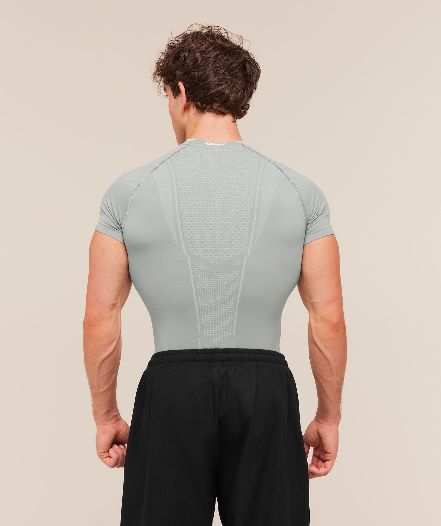 Gymshark Onyx V1 T-Shirt 'Smokey Grey Light Grey White'