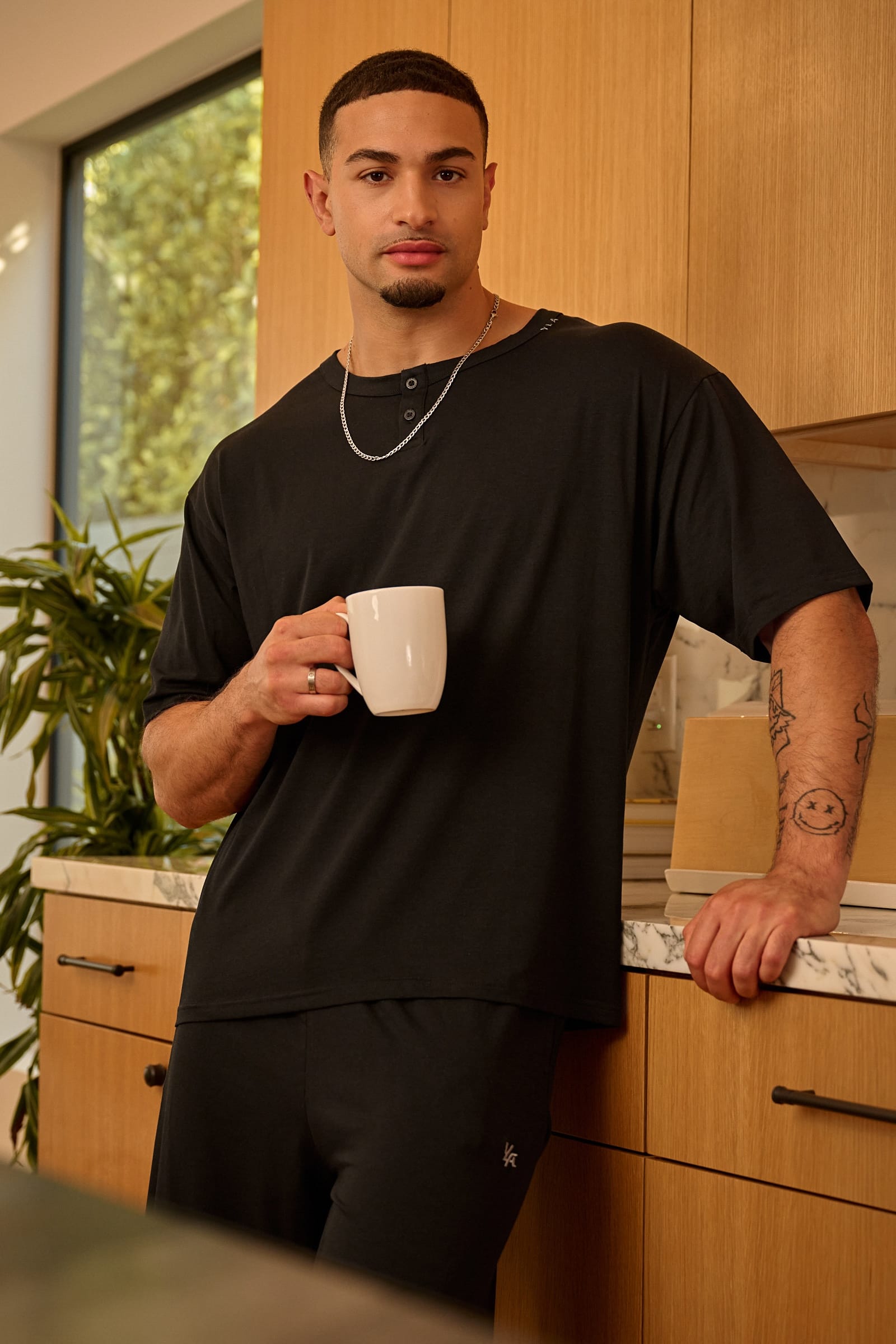 Young La 4039 - Sleepwear Tees 'Black'
