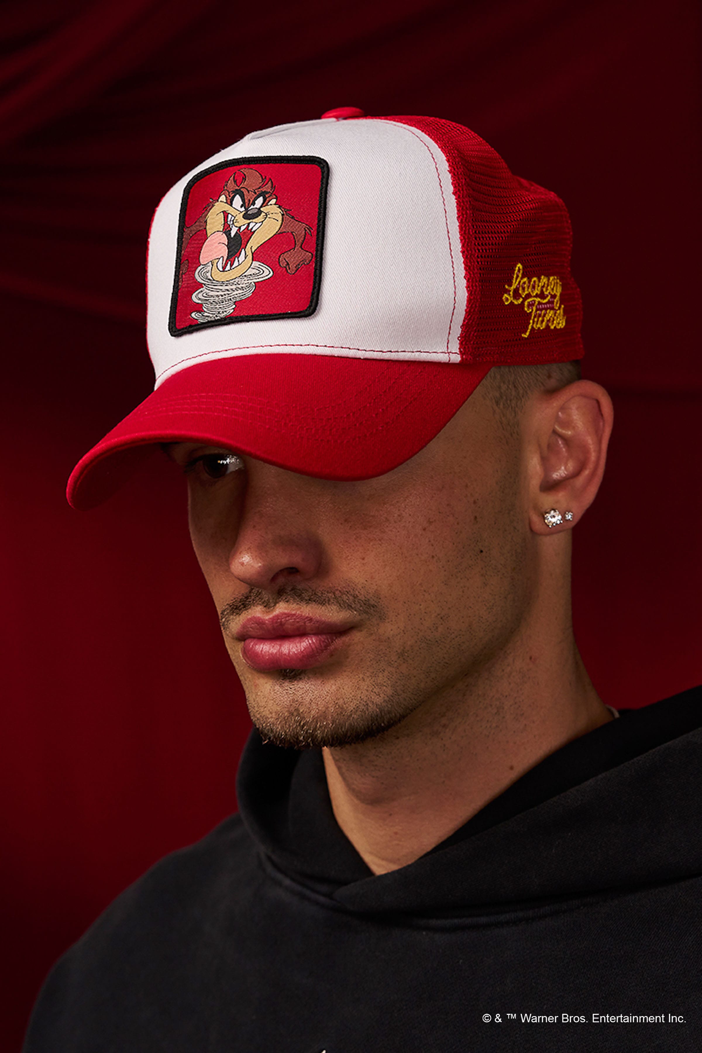 YoungLA 9135 - Looney Tunes Patch Trucker Hats 'Taz H'