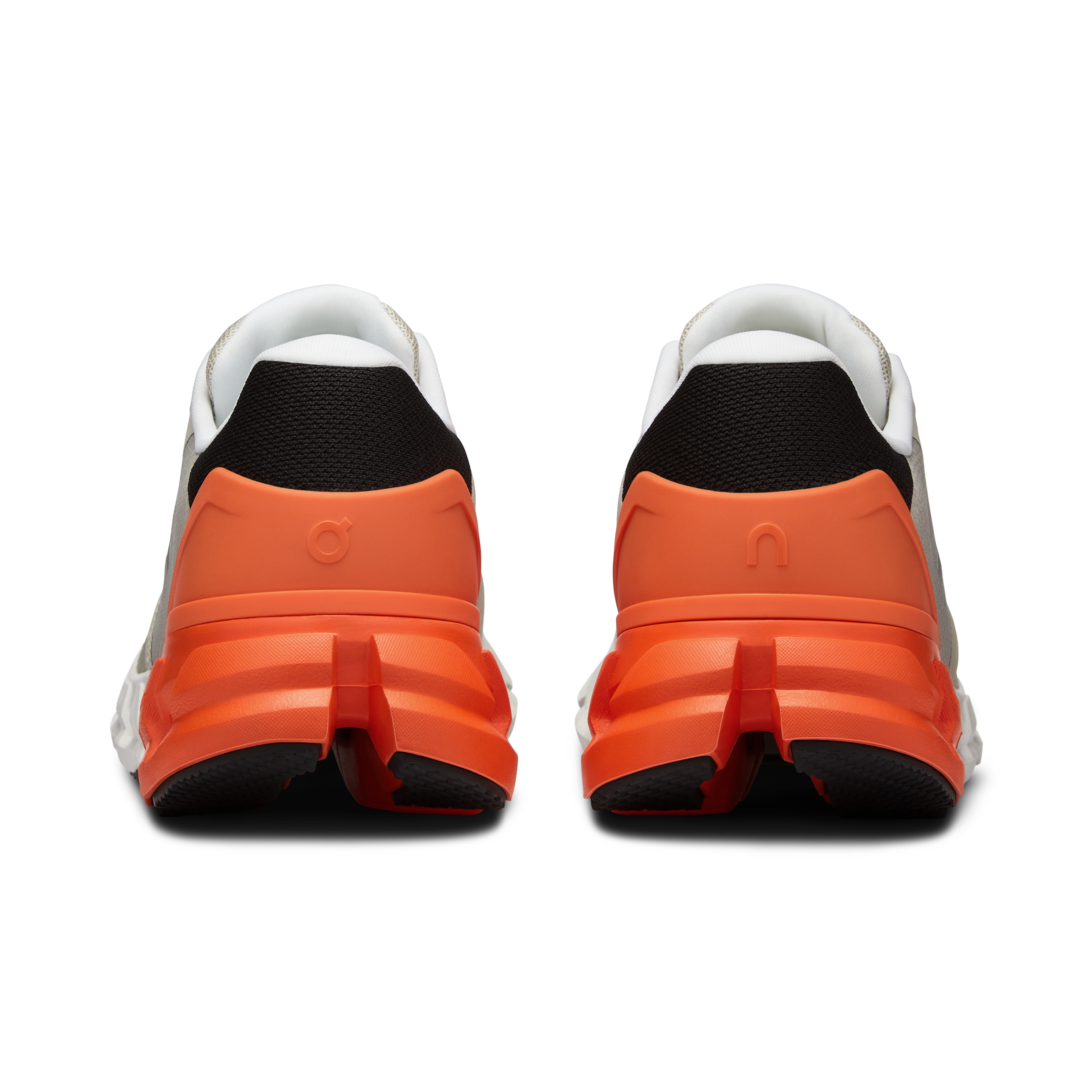 Cloudflyer 4 Sand | Flame W