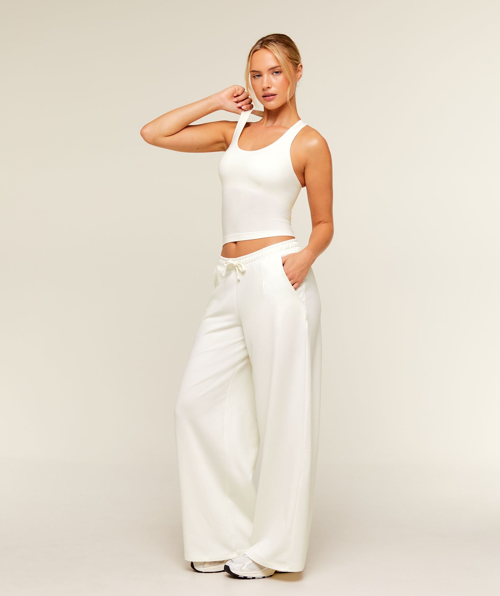 Gymshark FeatherForm Tank 'Soft White'