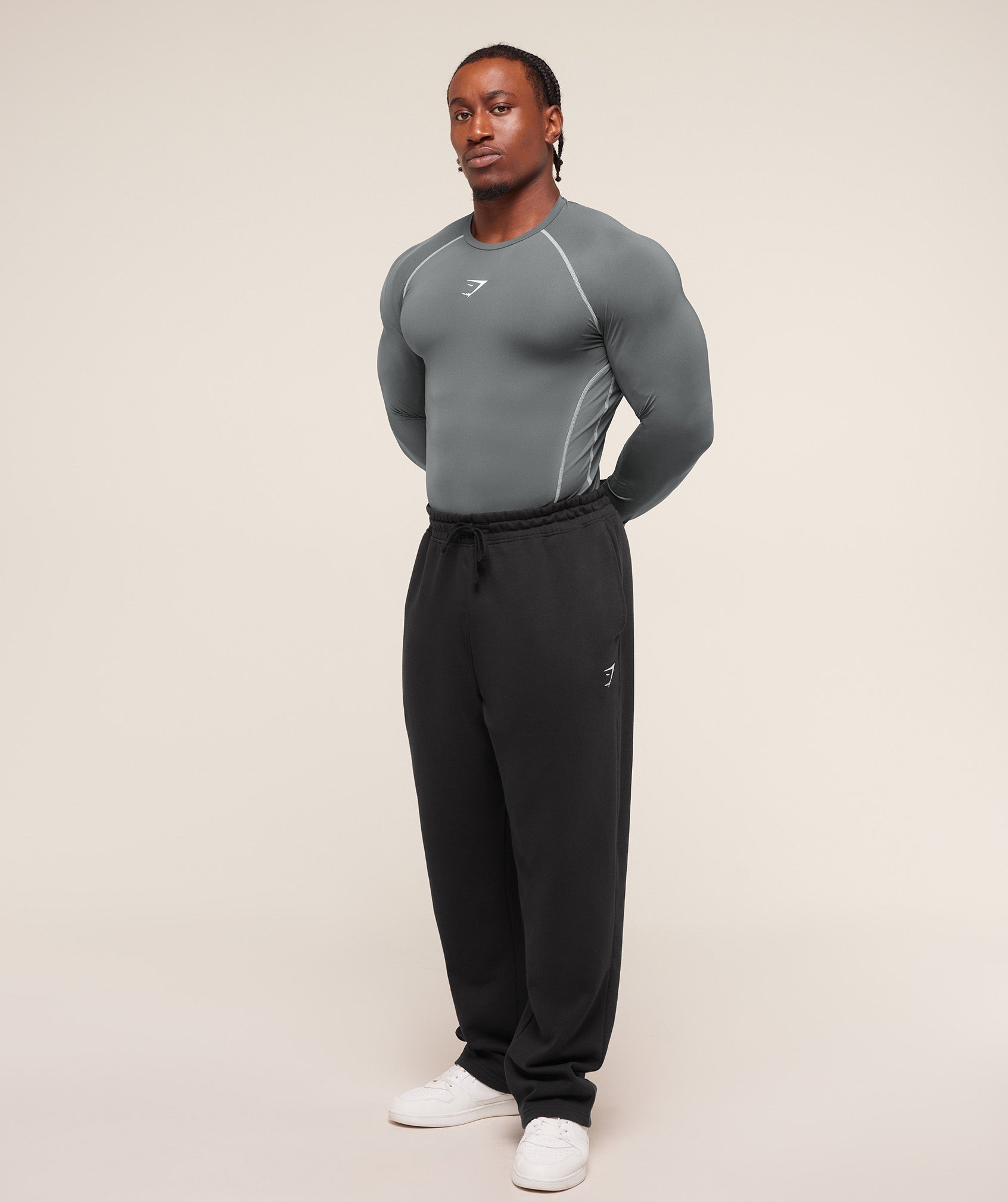 Gymshark Element Baselayer Long Sleeve T-Shirt 'Pitch Grey White'