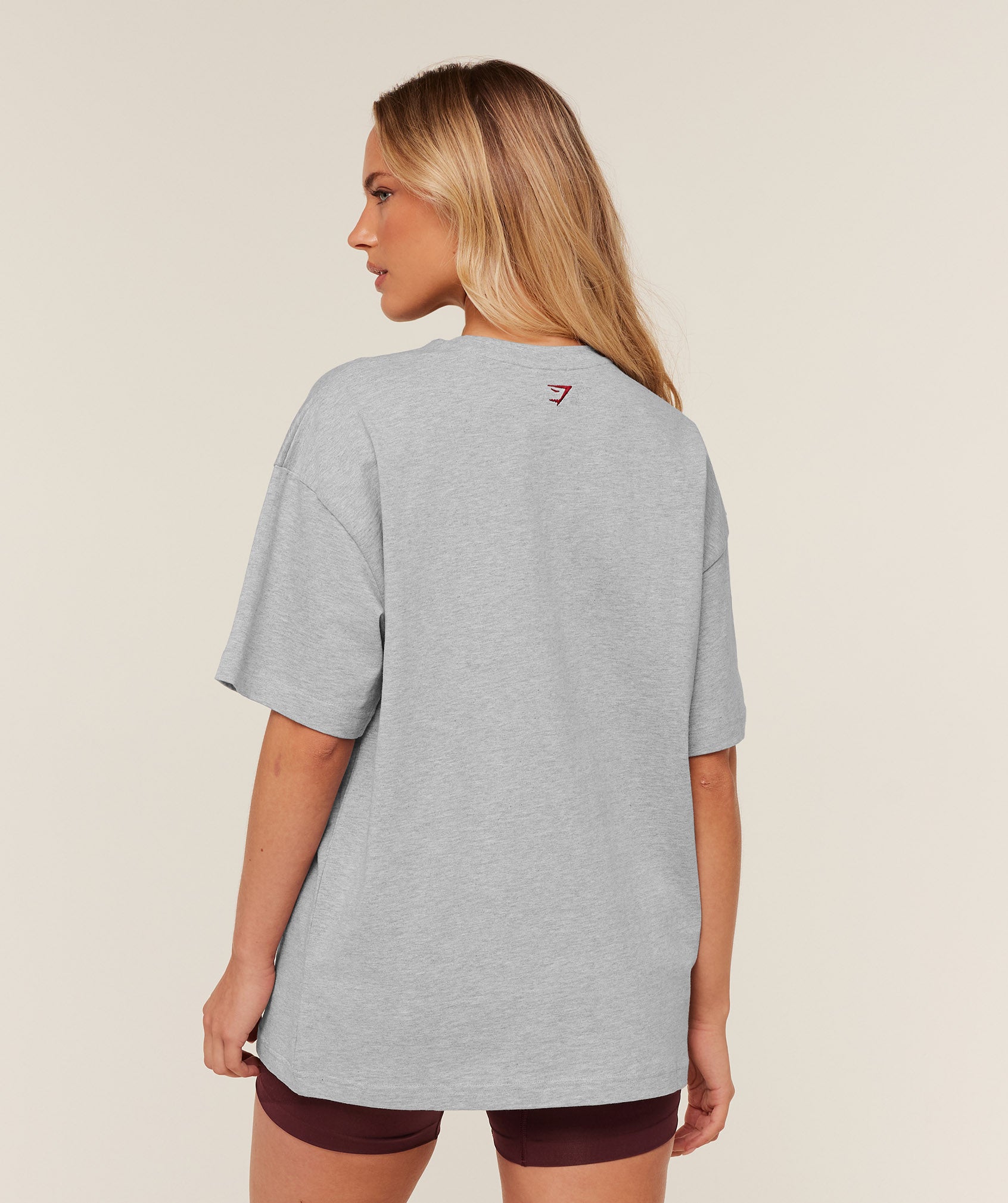 Gymshark Collegiate Graphic T-Shirt 'Light Grey Core Marl GS Sets Red'
