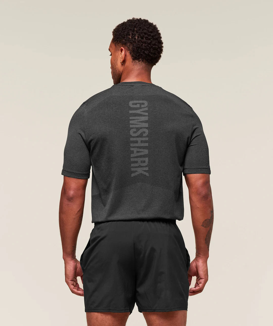 Gymshark Lightweight Seamless T-Shirt 'Black/Silhouette Grey'