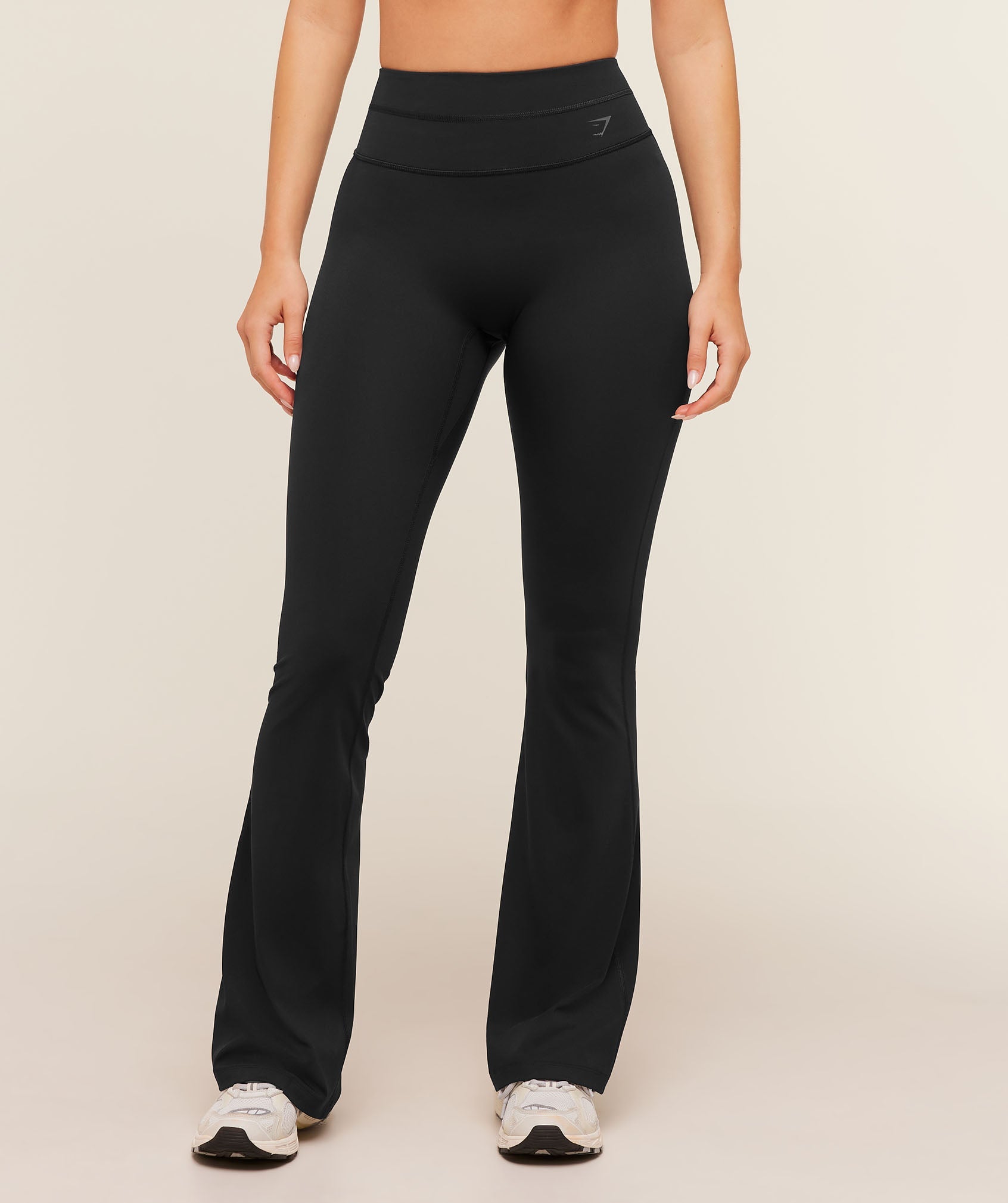 Gymshark Crossover Back Flared Leggings 'Black'