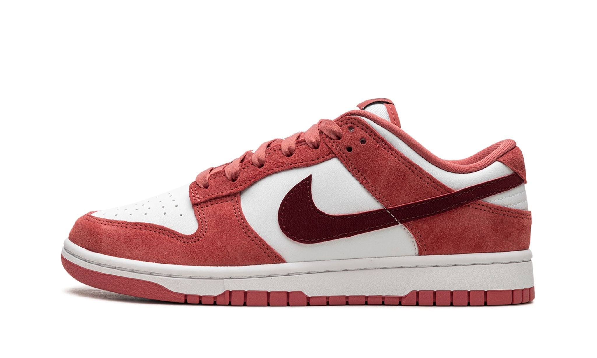 Wmns Dunk Low 'Valentine's Day 2024'