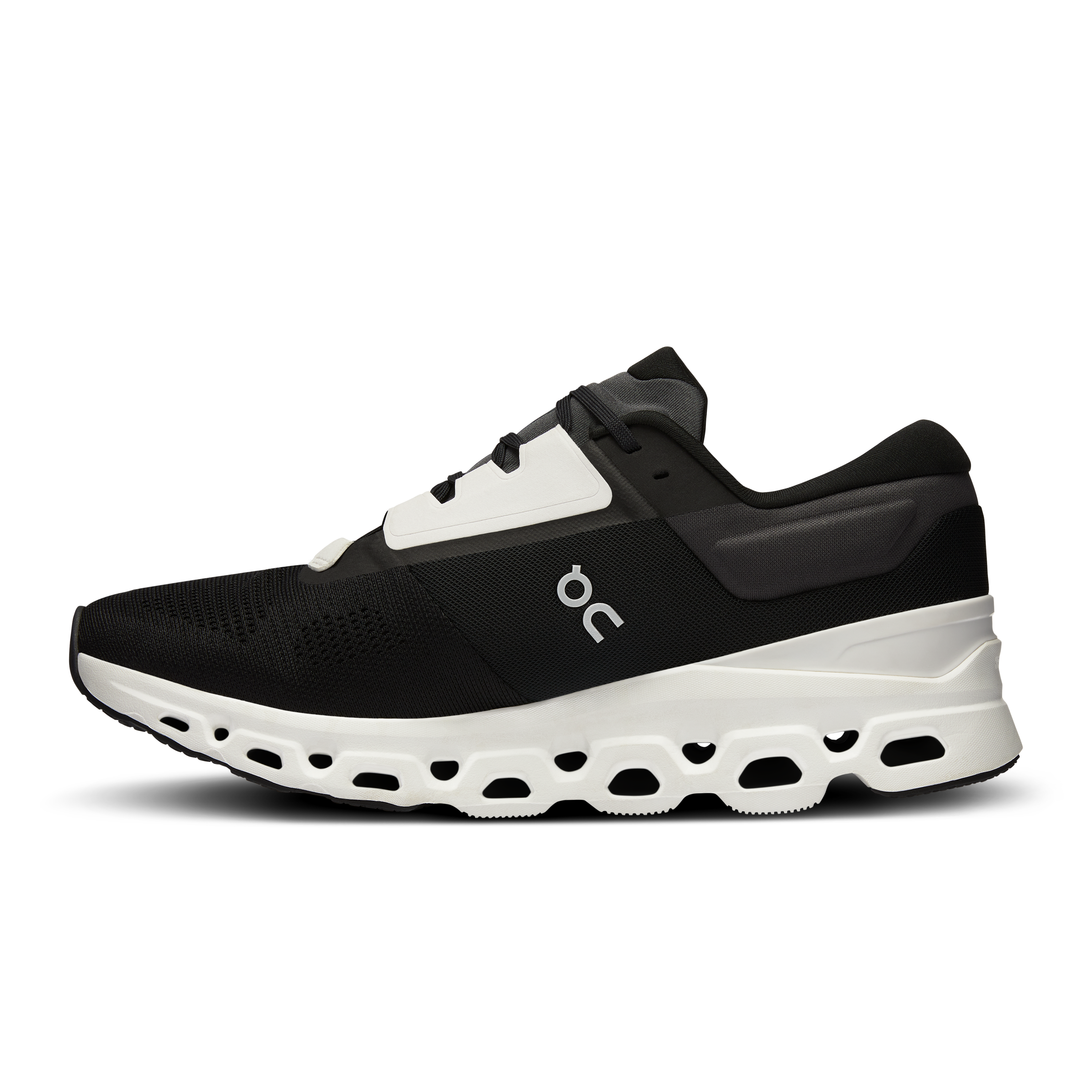 Cloudstratus 3 Black | Frost M