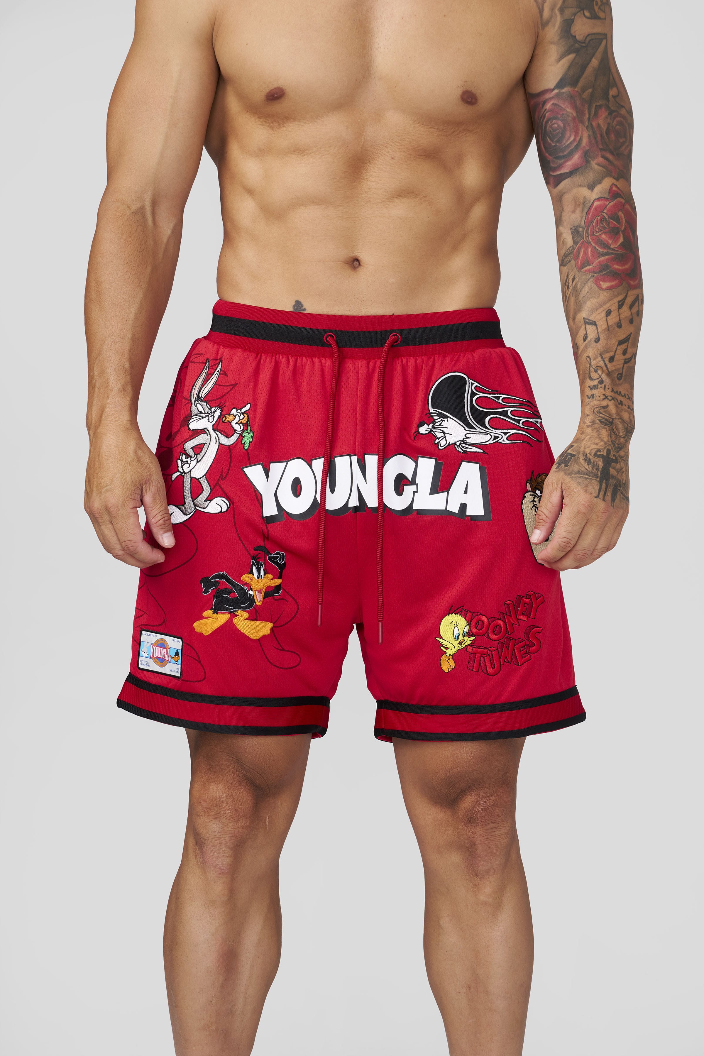 Young La 1071 - Looney Tunes Embroidered Patch Shorts 'Red'