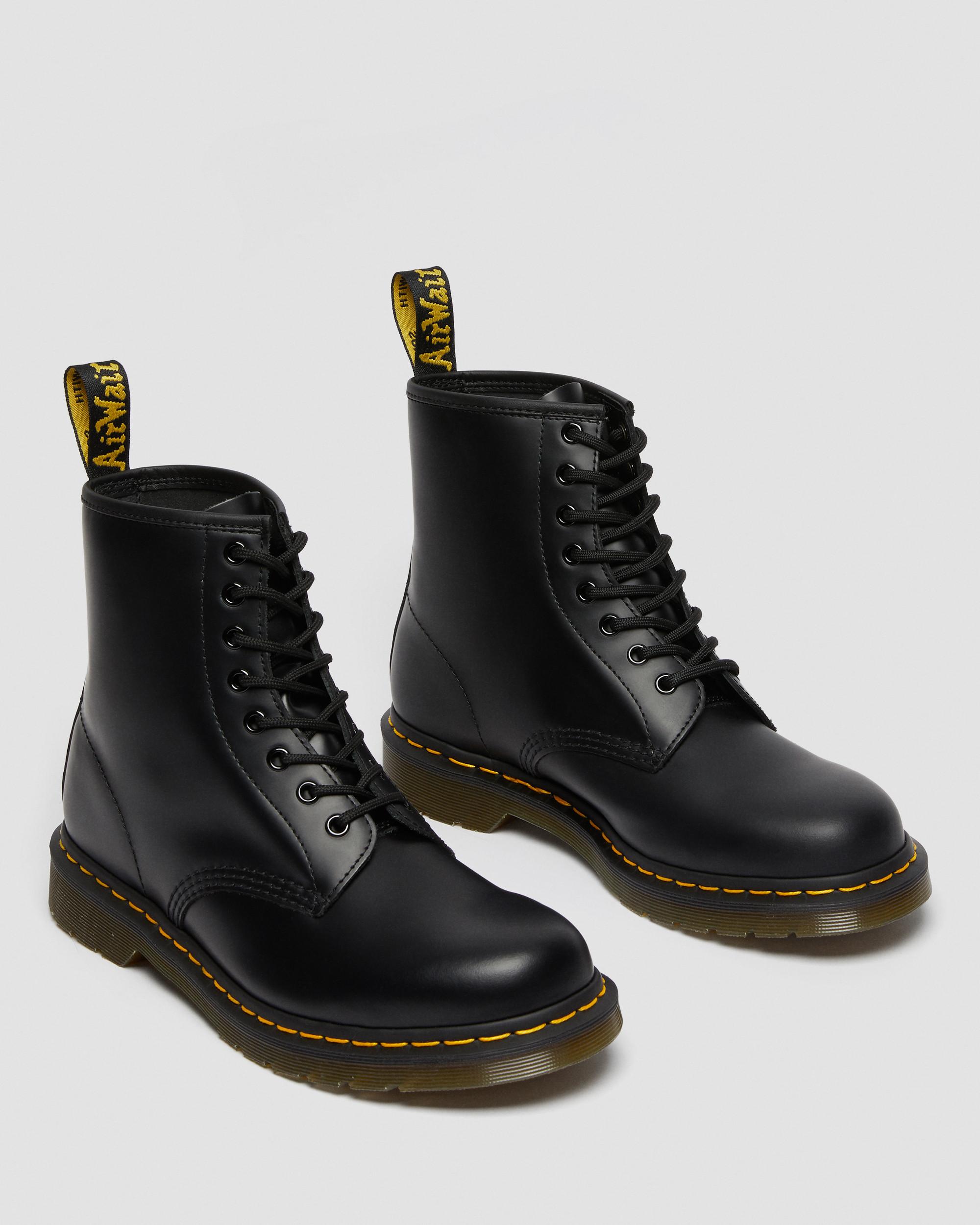 Dr. Martens 1460 Smooth Leather Lace Up Boots 'Black Smooth Leather'