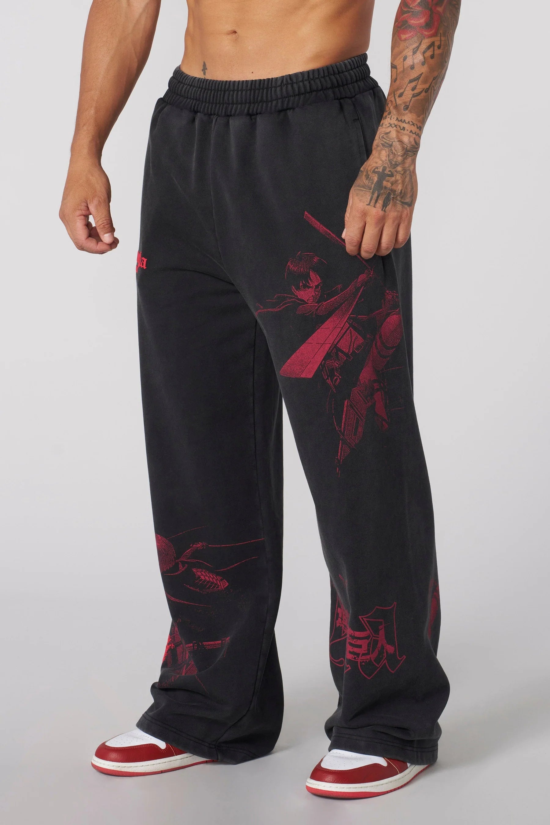 Young La 2128 - AOT© x YLA Baggy Joggers 'The Hunters'