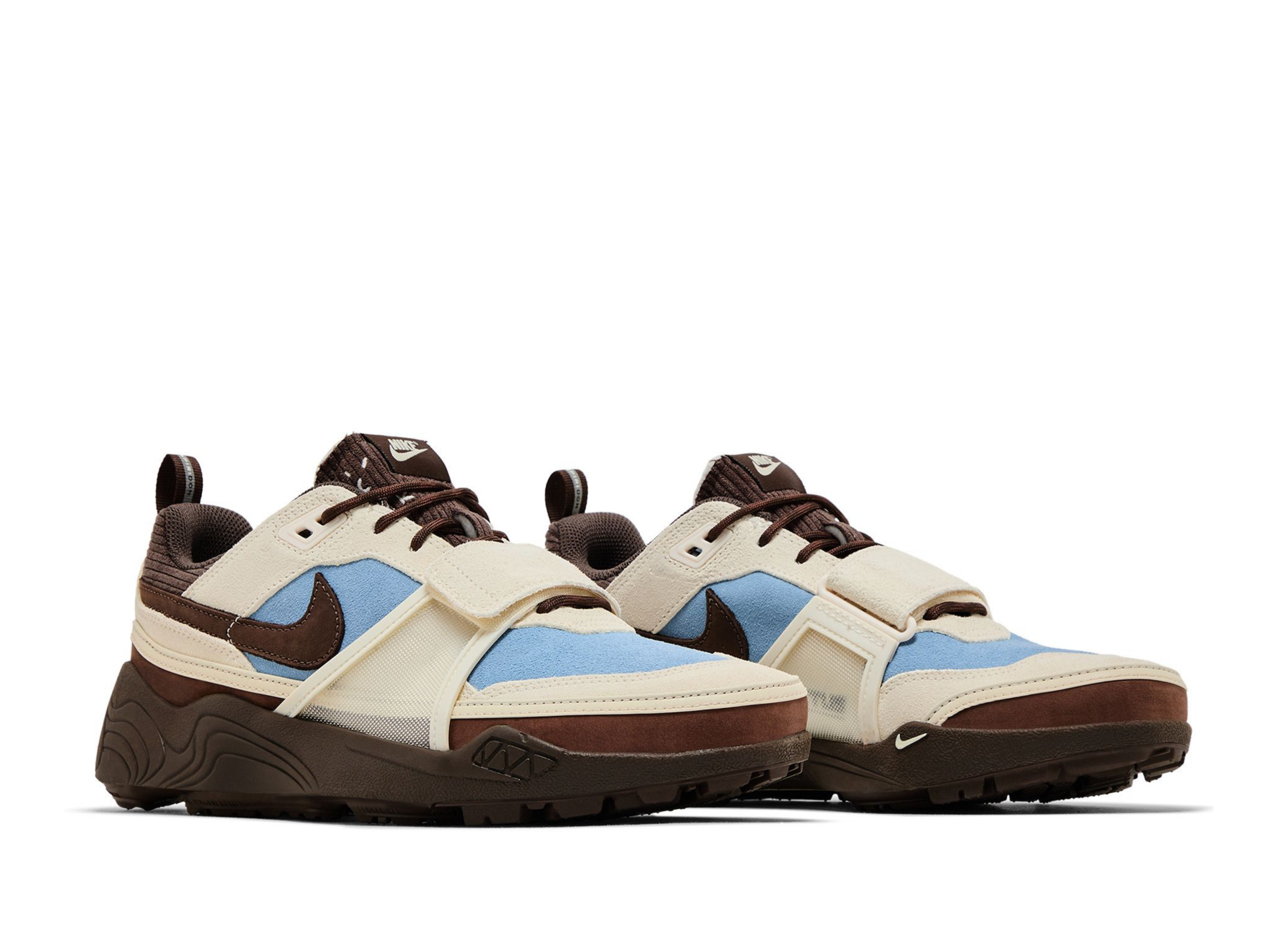 Travis Scott x Nike Zoom Field Jaxx 'Leche Blue'