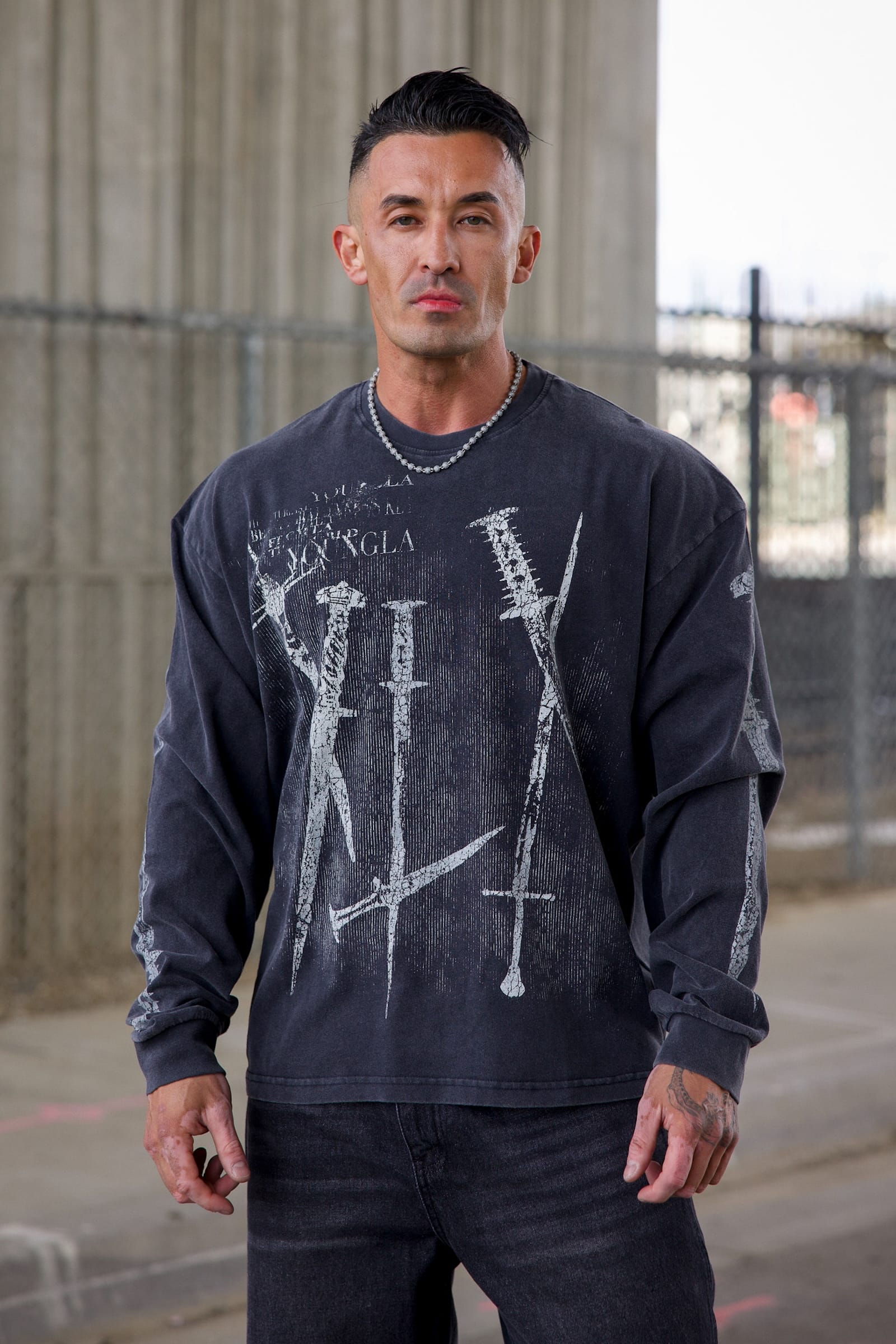 Young La 8031 - Iron Edge Longsleeves 'Black'