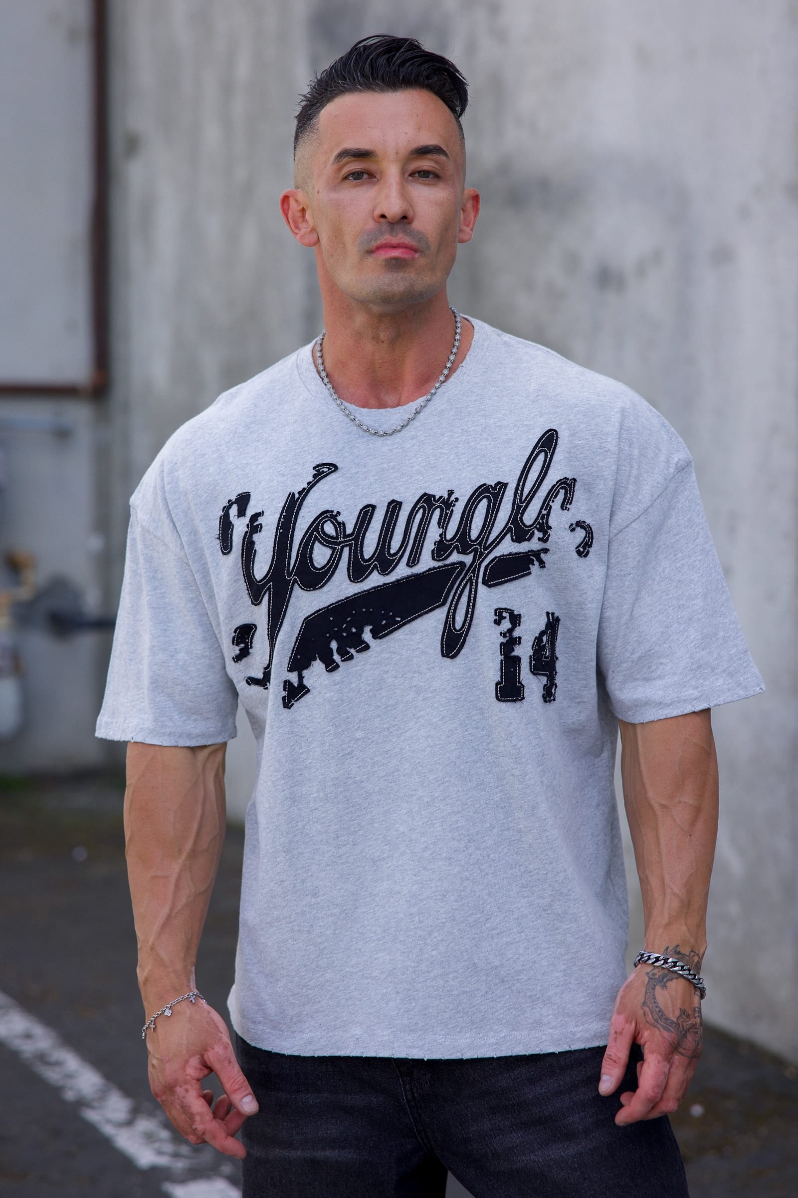 Young La 4182 - Distressed Script Tees 'Heather Grey'