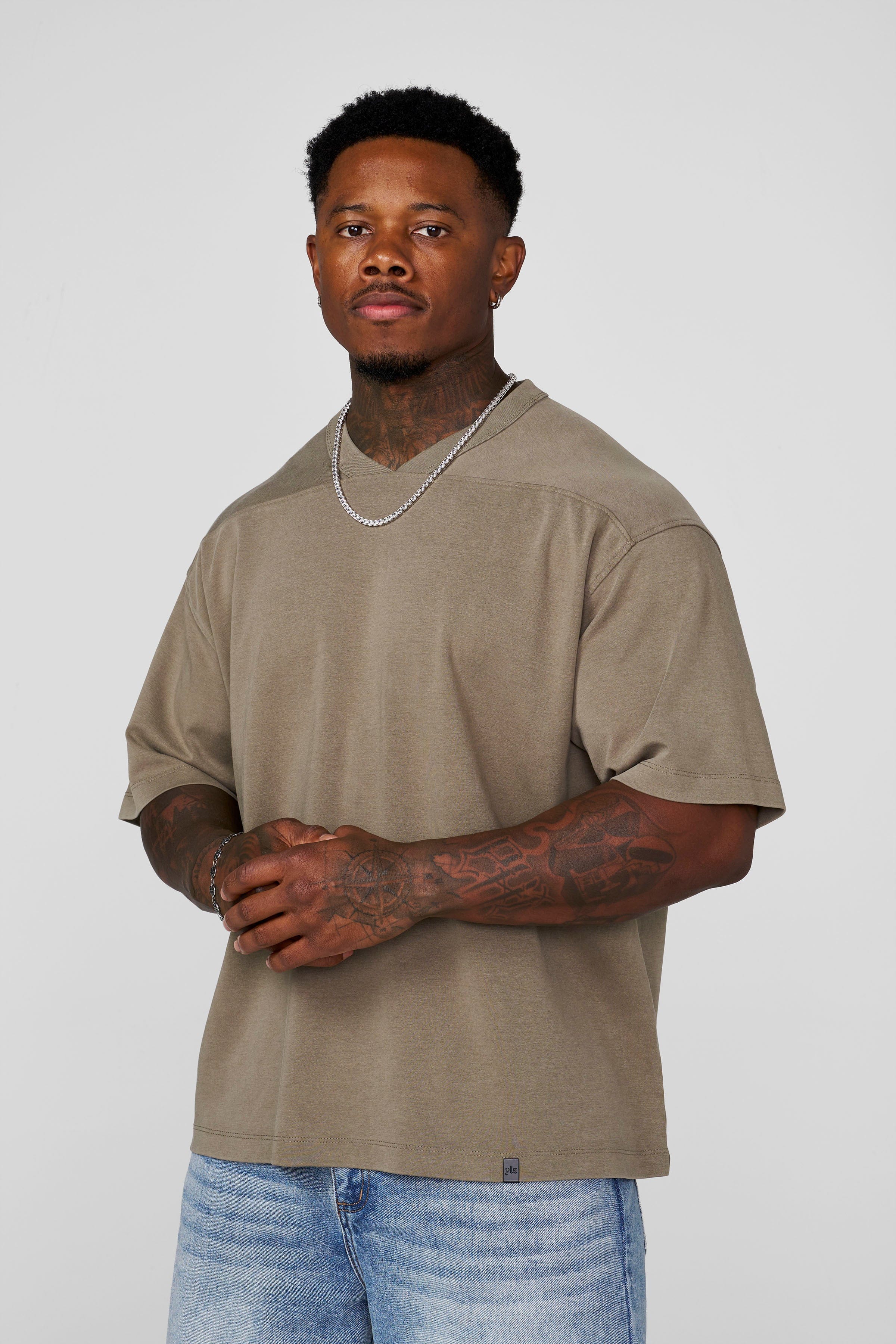 YoungLA 4196 - V-Neck Soft Tees 'Peat Wash'