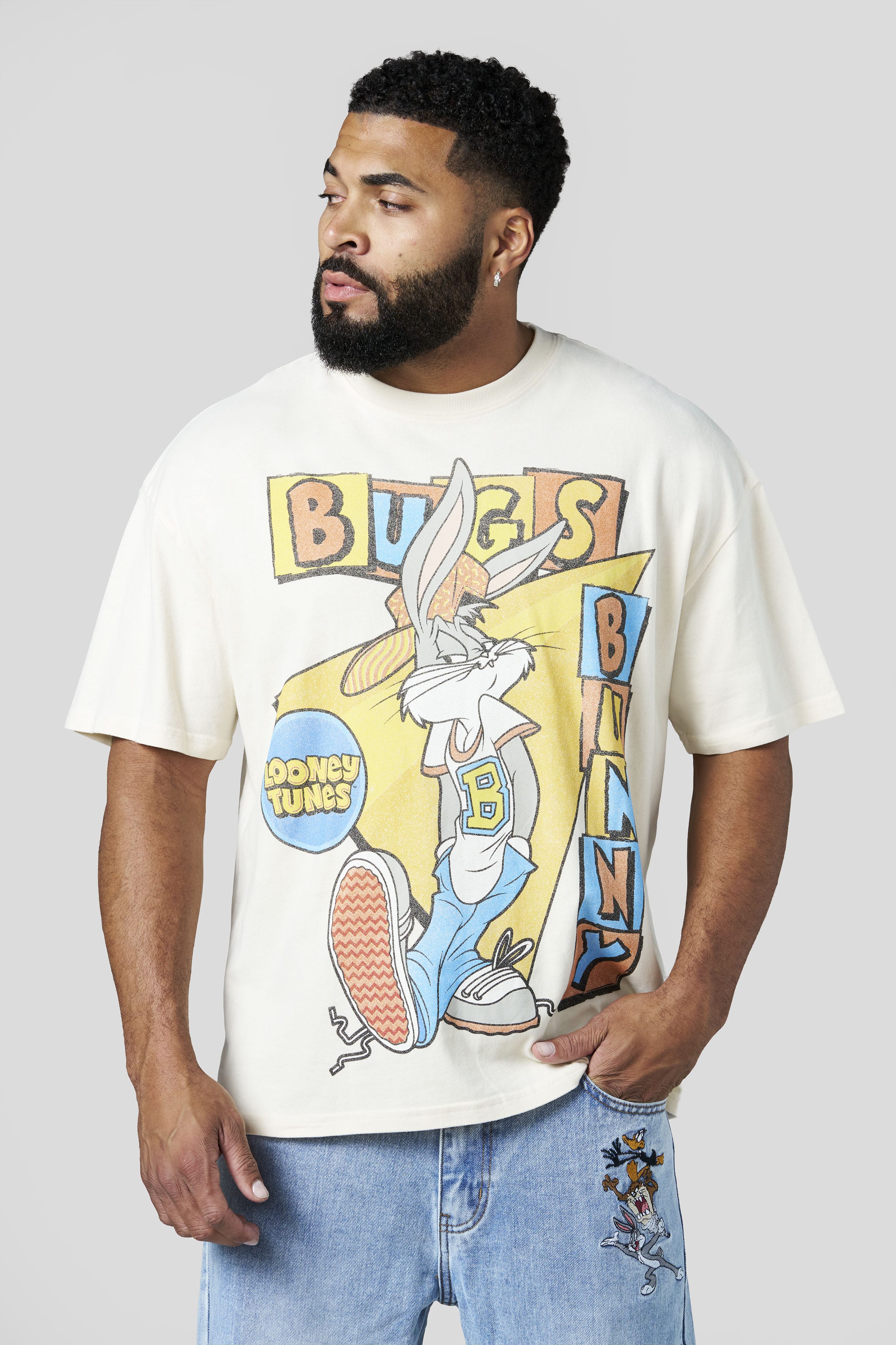 Young La 4291 - Looney Tunes Vintage Tees 'Character Collage'