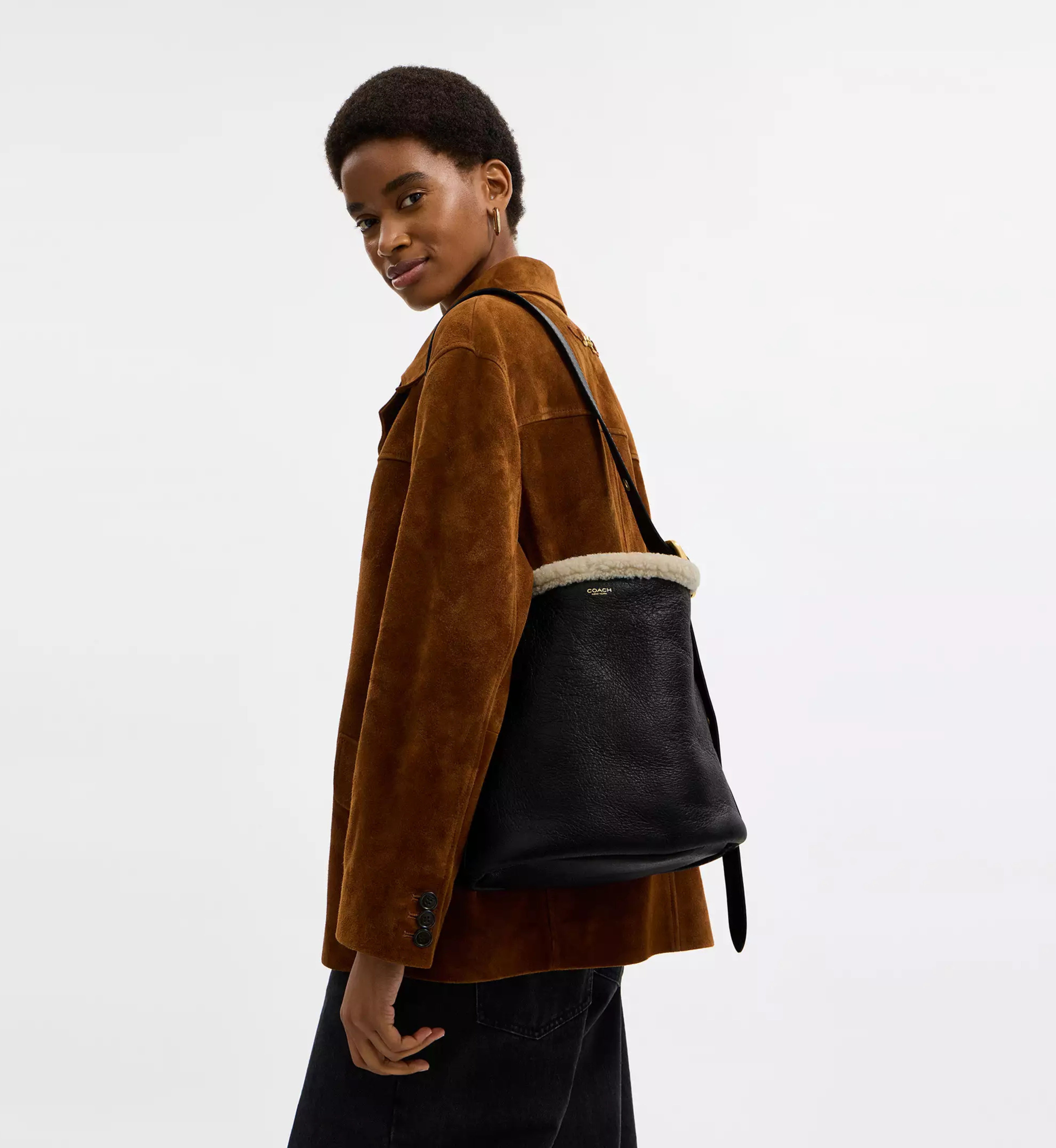 Coach Bleecker Bucket Bag In Shearling 'Shearling Brass Black Natural'