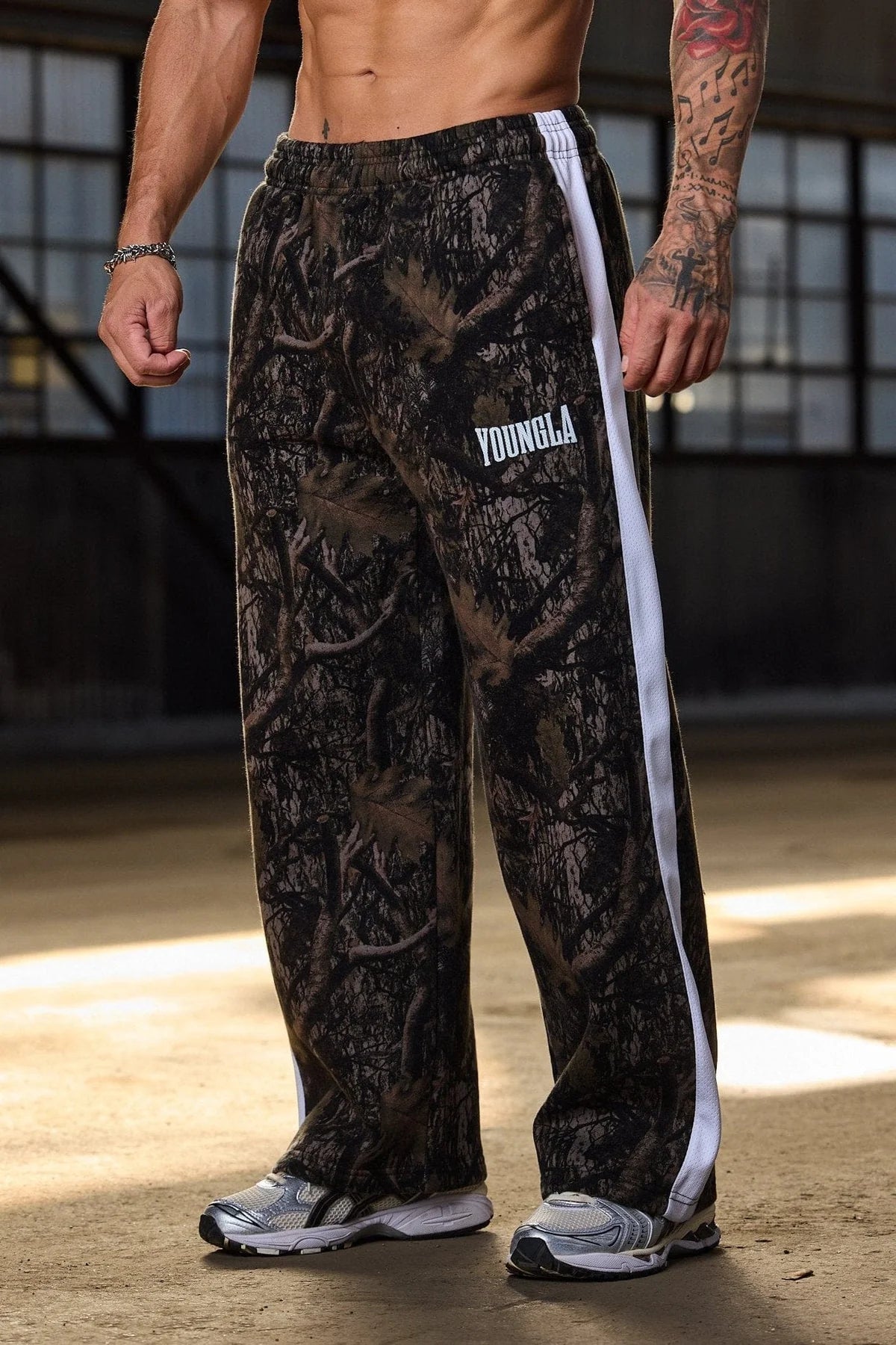 Young La 2115 - Timeless Sweats 'Dark Tree Camo'
