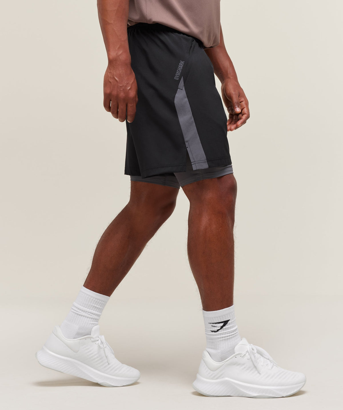 Gymshark Sport 7" 2-in-1 Shorts 'Black Dark Grey'
