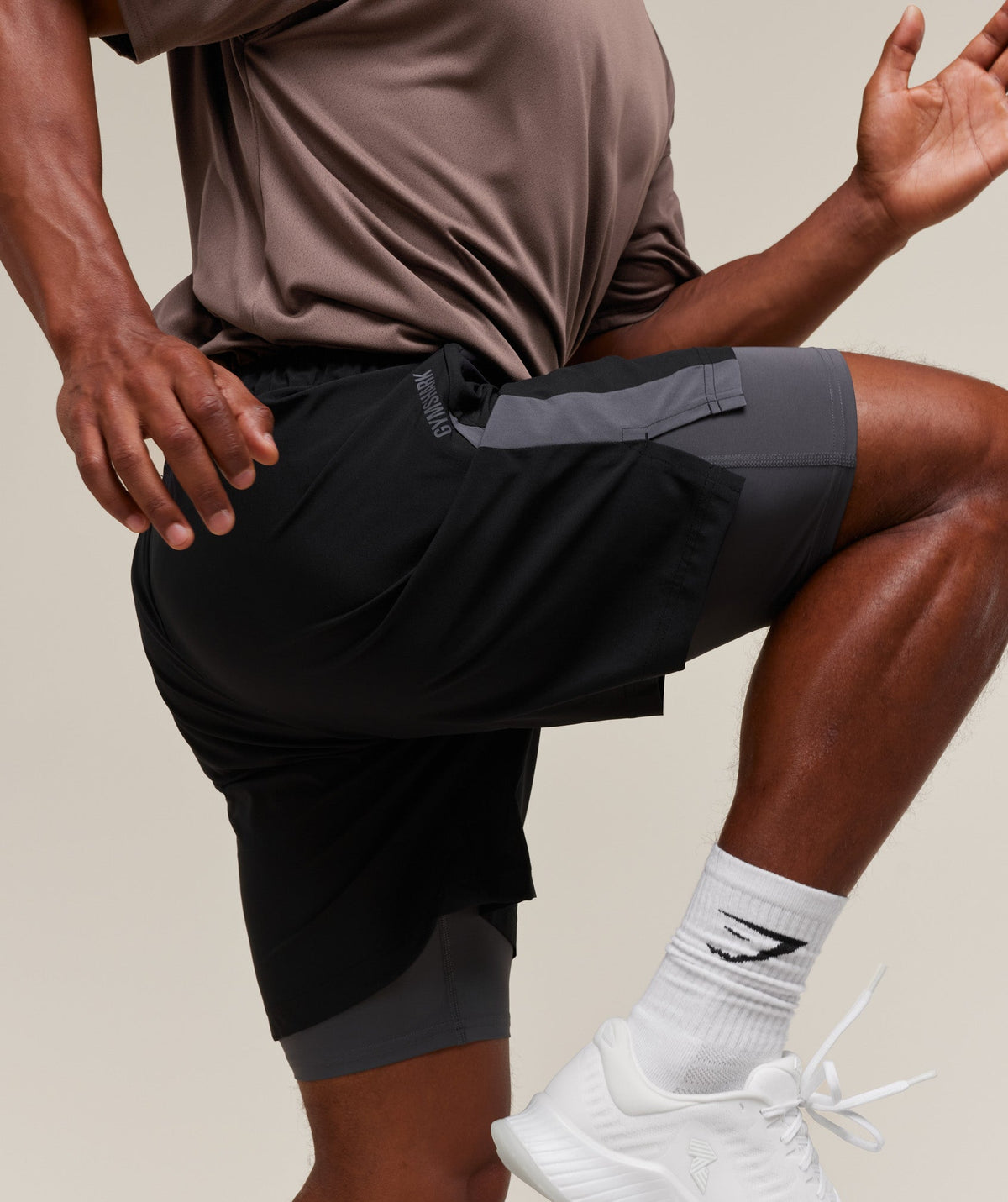 Gymshark Sport 7" 2-in-1 Shorts 'Black Dark Grey'
