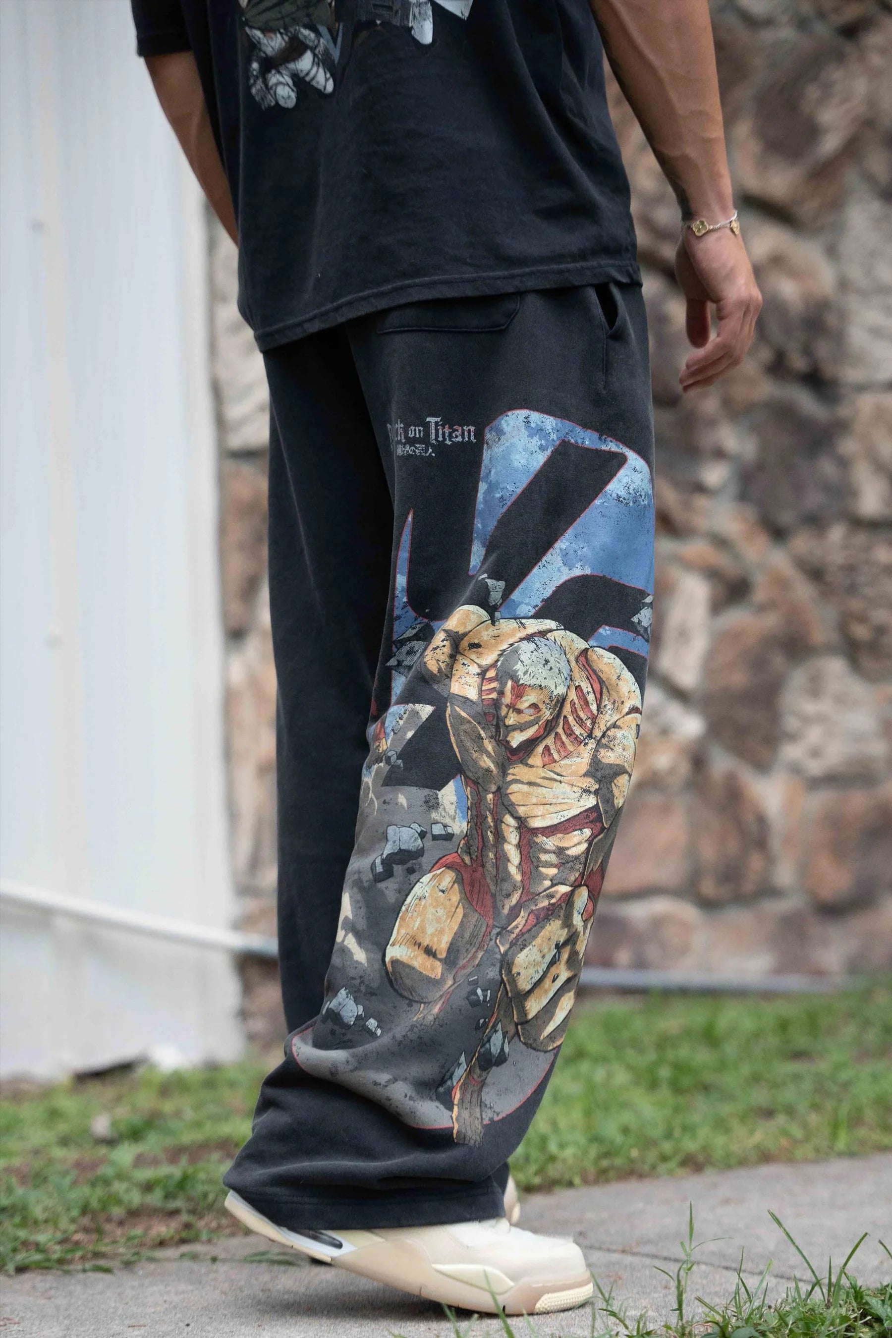 Young La 2128 - AOT© x YLA Baggy Joggers 'Titan at War'