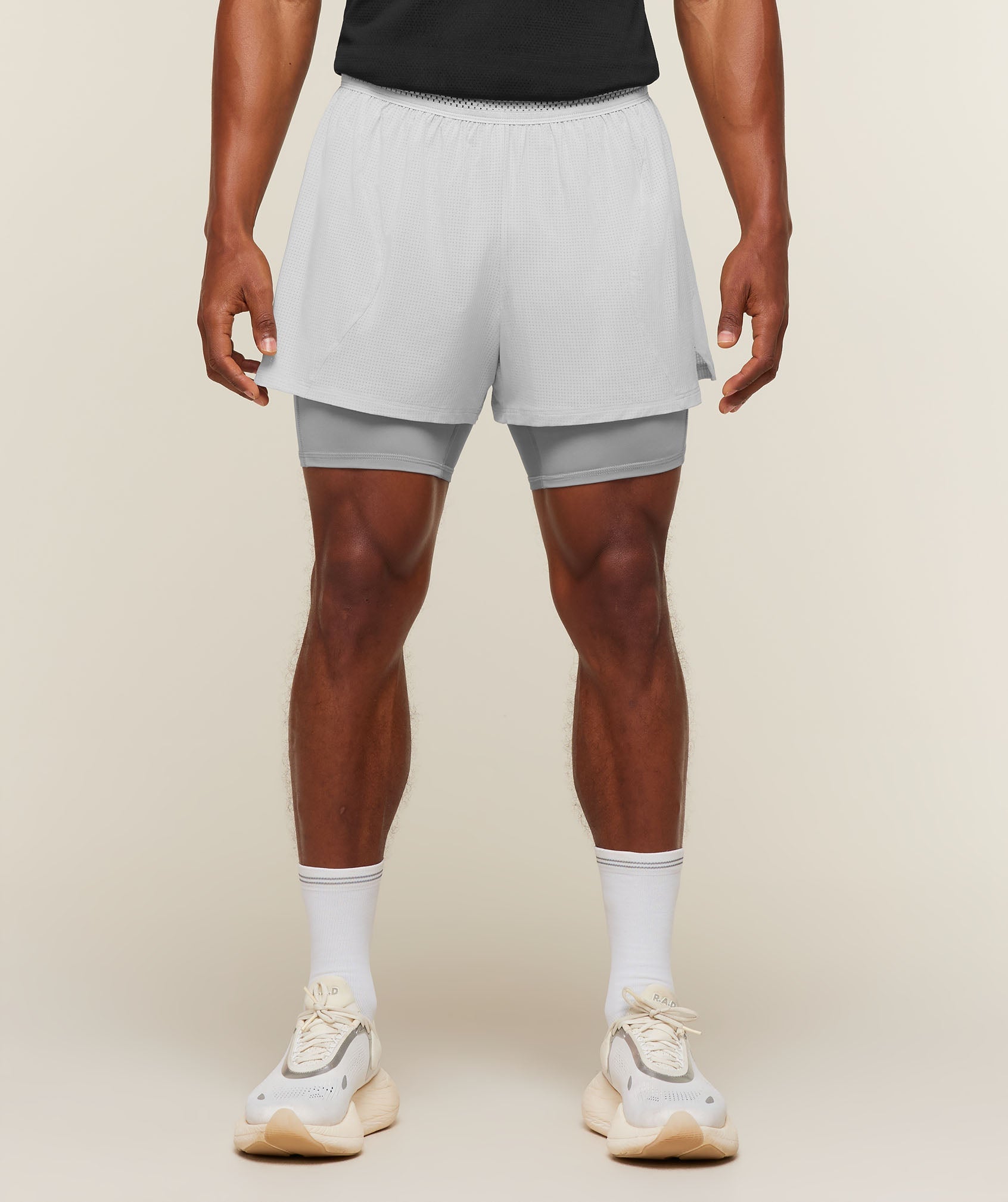 Gymshark Running 4" 2in1 Shorts 'Light Grey Smokey Grey'