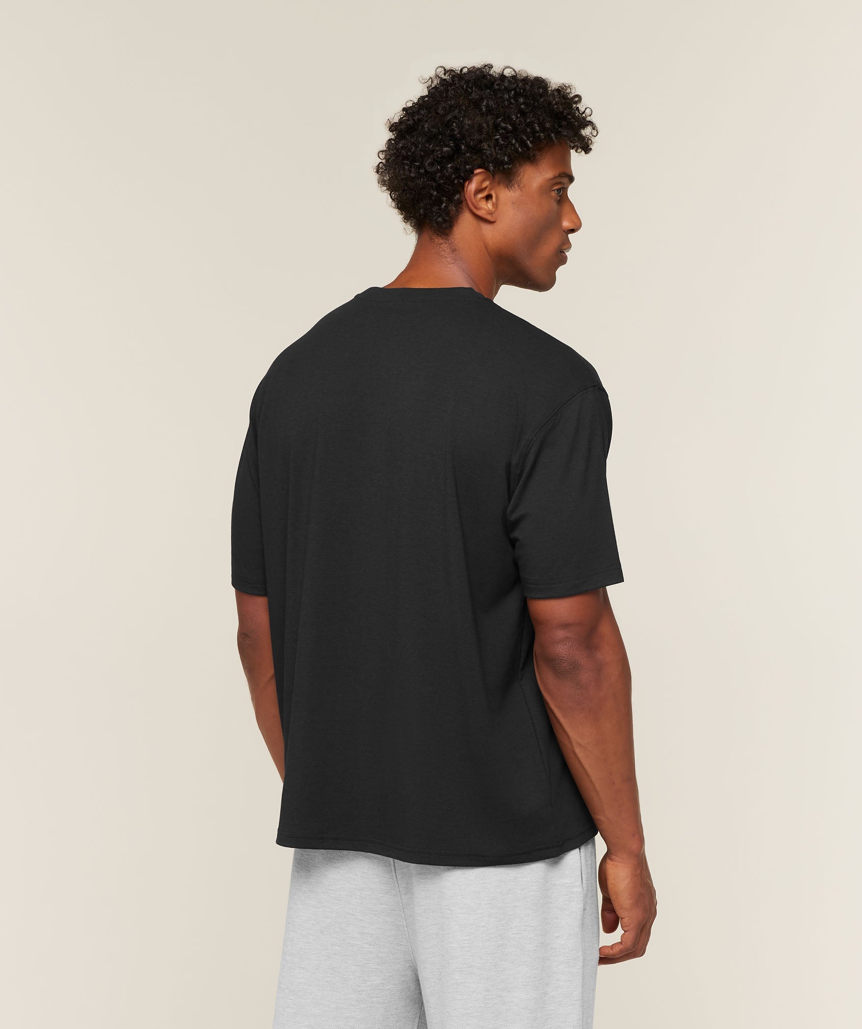 Gymshark Campus Crest T-Shirt 'Black'