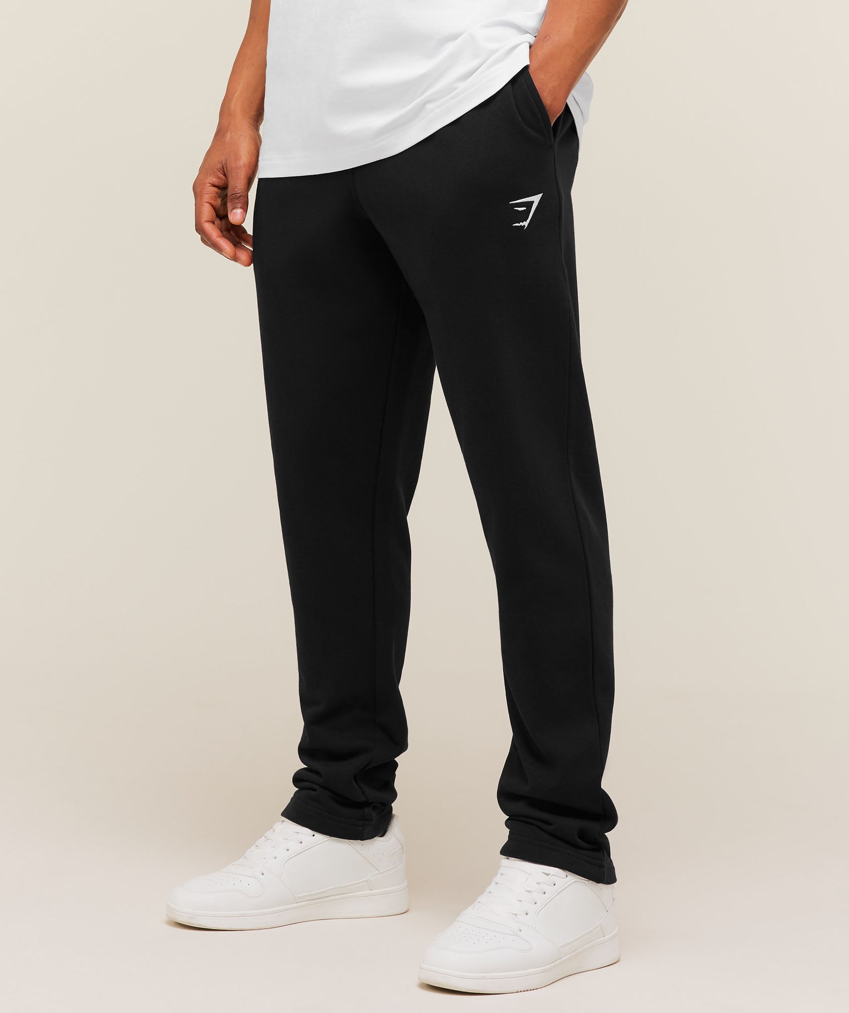 Gymshark Crest Tapered Joggers 'Black'