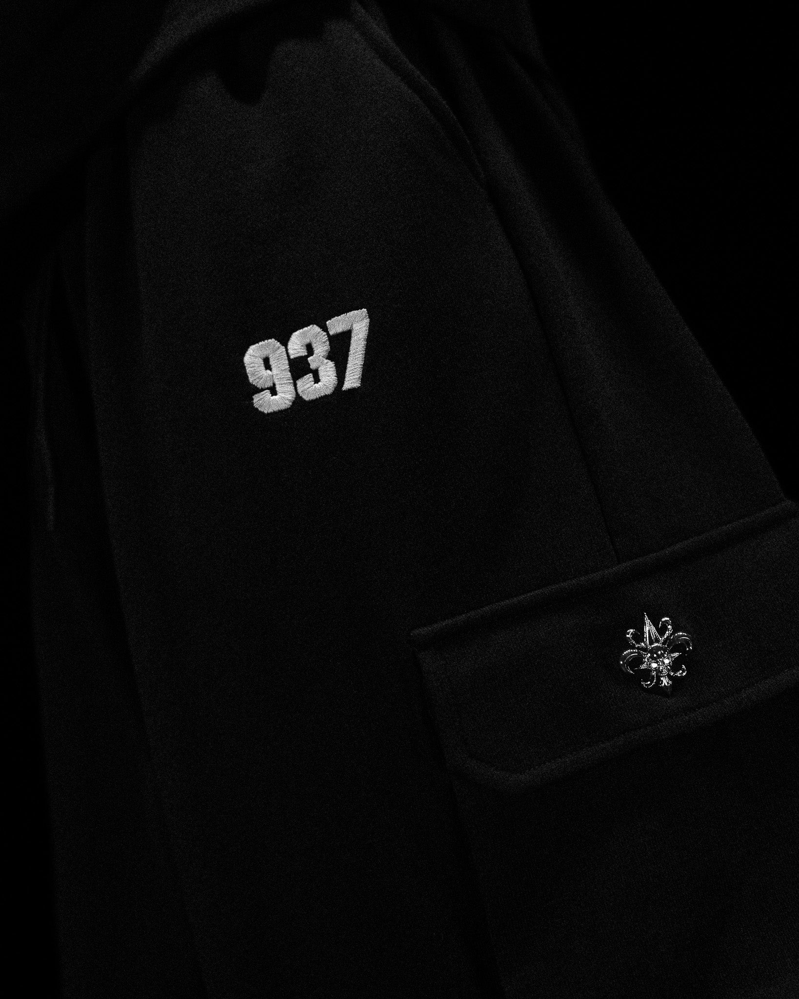 Breathe Divinity 937 Uncuffed Luxury Cargos [VOID BLACK]