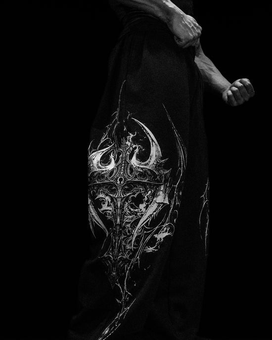 Breathe Divinity Executioner Banana Shape Uncuffed Sweatpants [VOID BLACK]