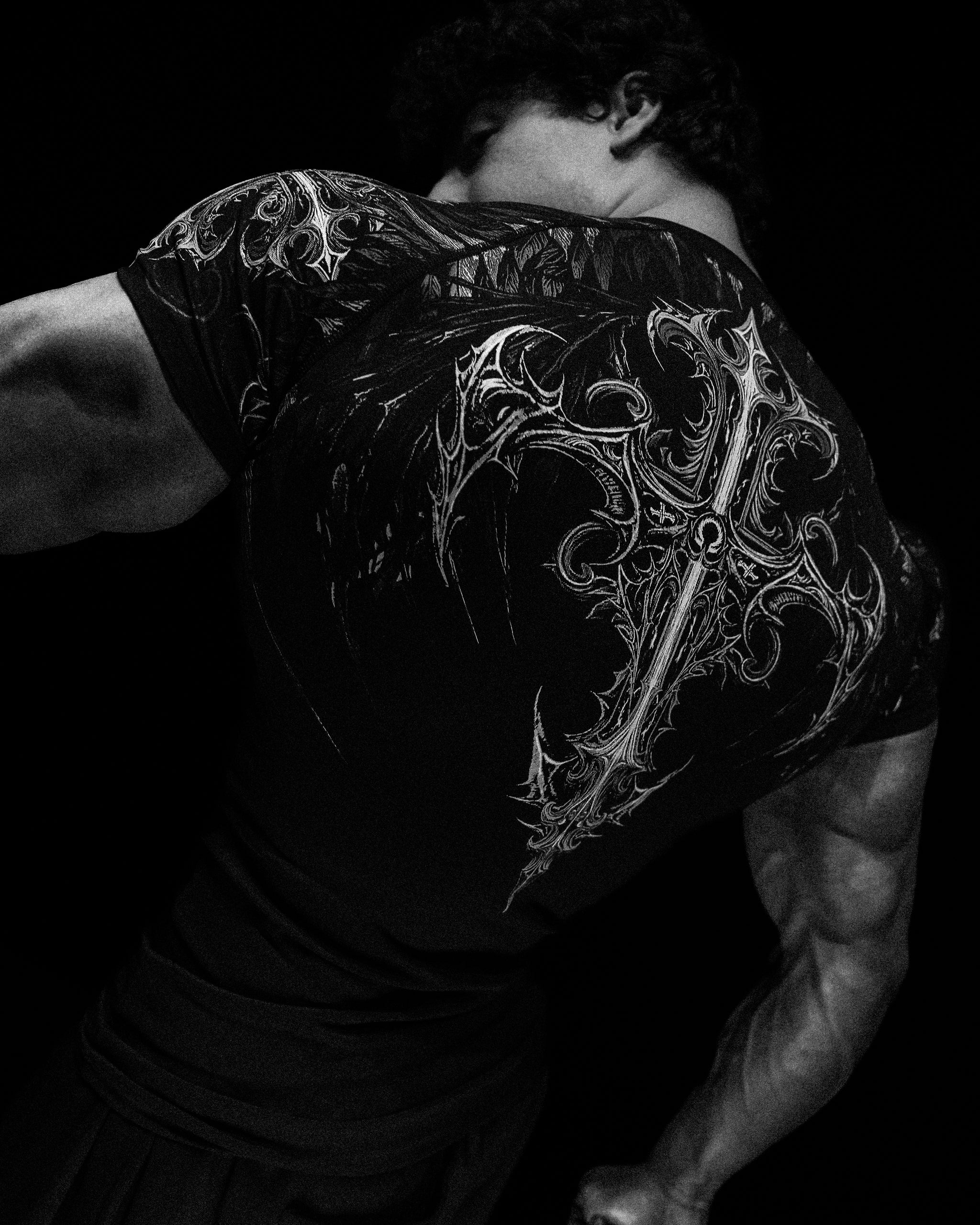 Breathe Divinity Void Tech™ Fallen Knight Short Sleeve Compression [VOID BLACK]