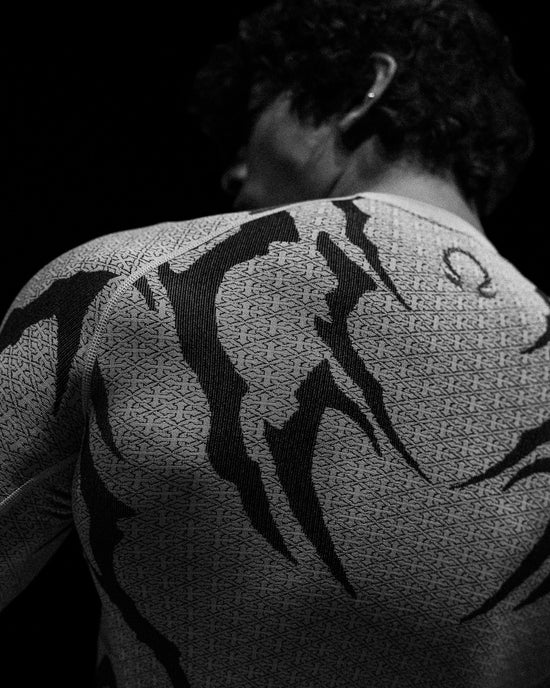 Breathe Divinity Doom Tech™ Armored Longsleeve Compression [DIVINE WHITE]