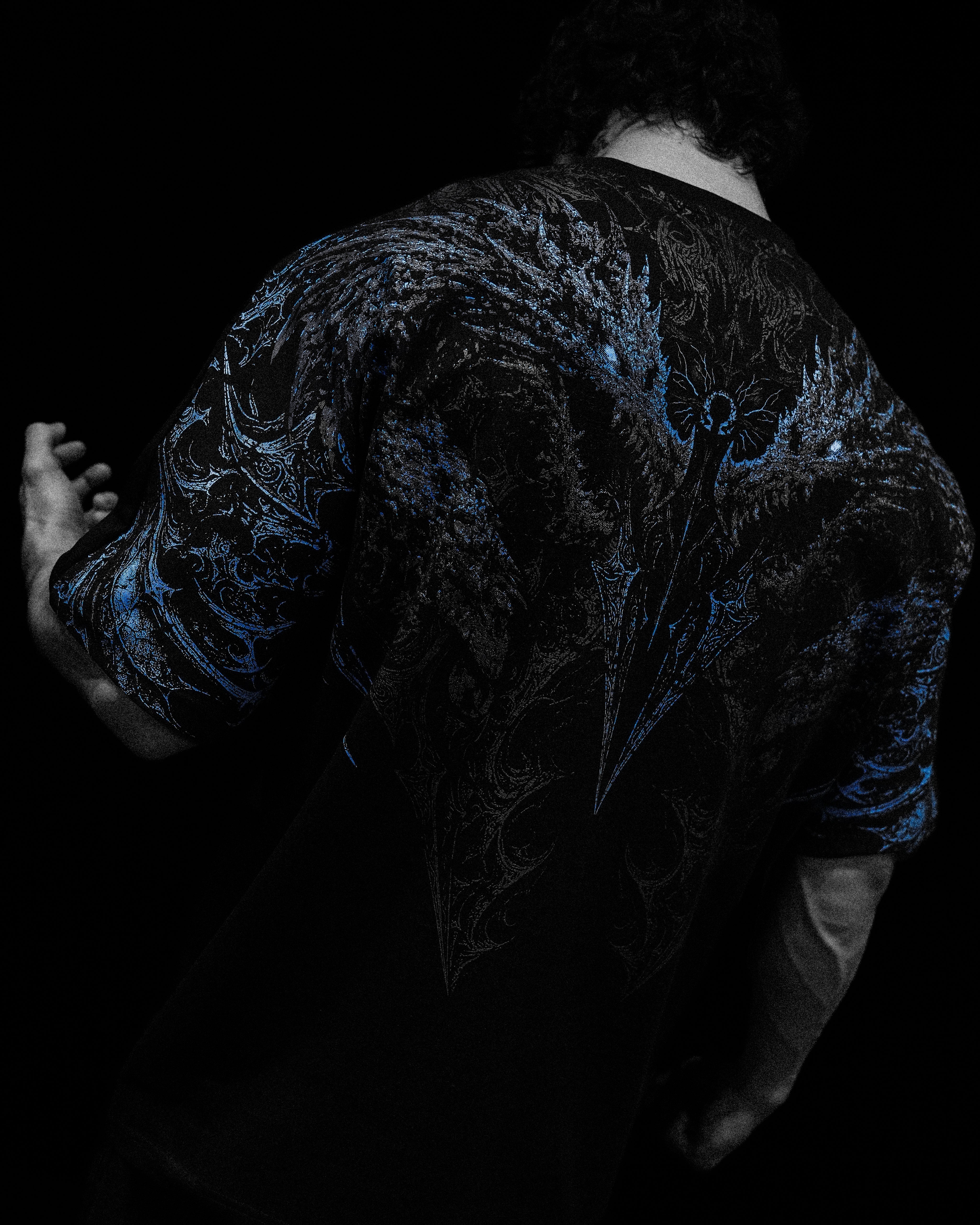 Breathe Divinity Blood Wyvern Oversized T-shirt [PULSE]