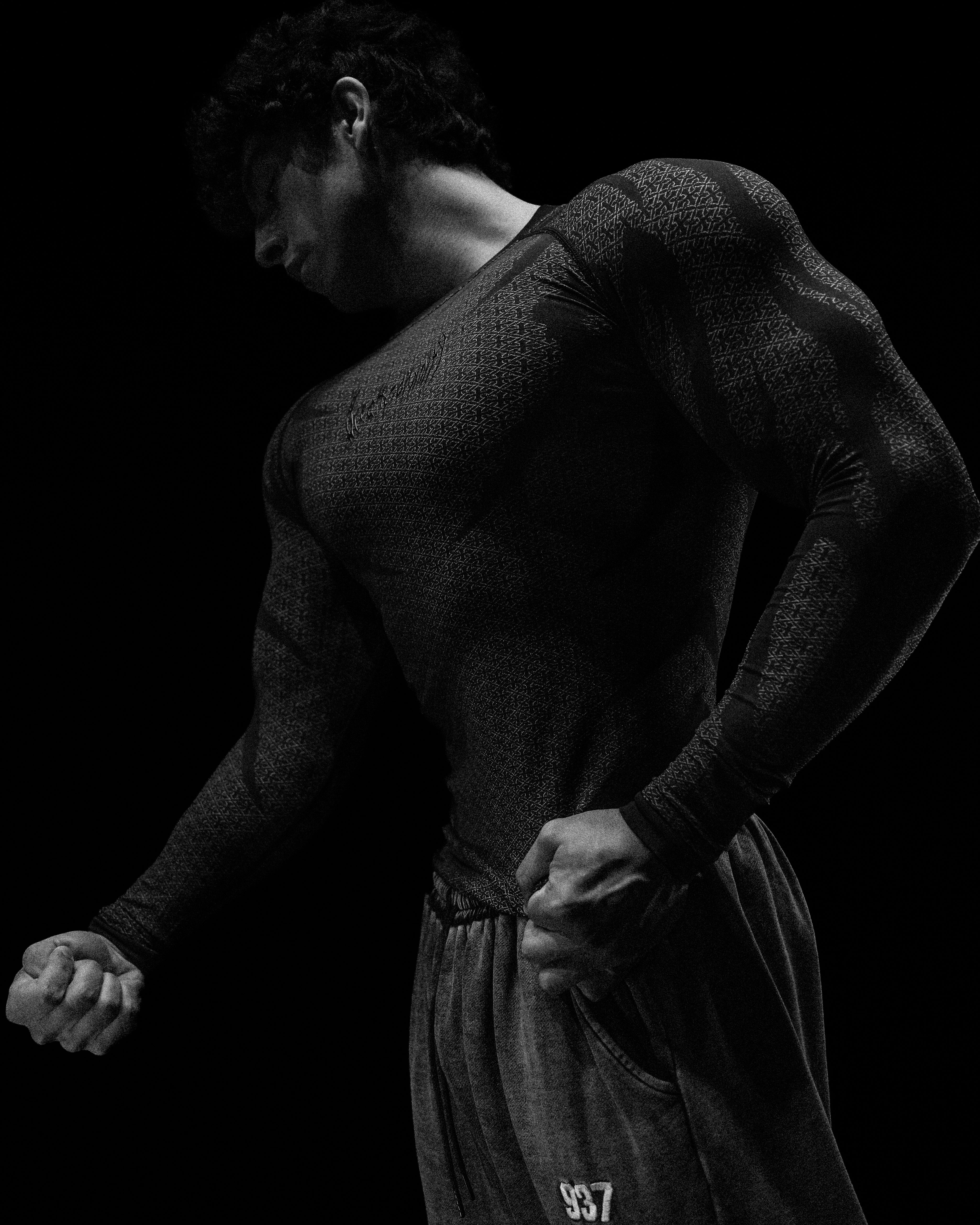 Breathe Divinity Doom Tech™ Armored Longsleeve Compression [DARKNESS]