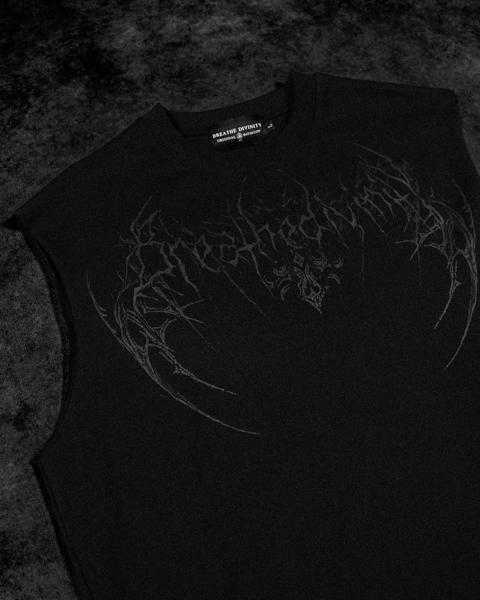 Breathe Divinity Heaven's Gate Cut-off Tee [DARKNESS]