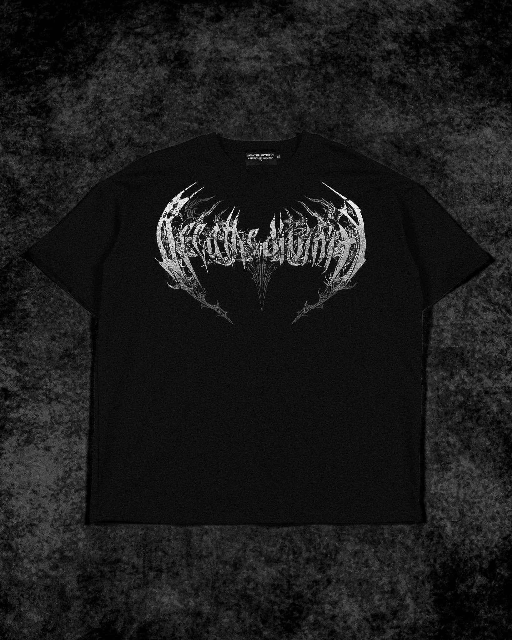 Breathe Divinity Blood Wyvern Oversized T-shirt [VOID BLACK]