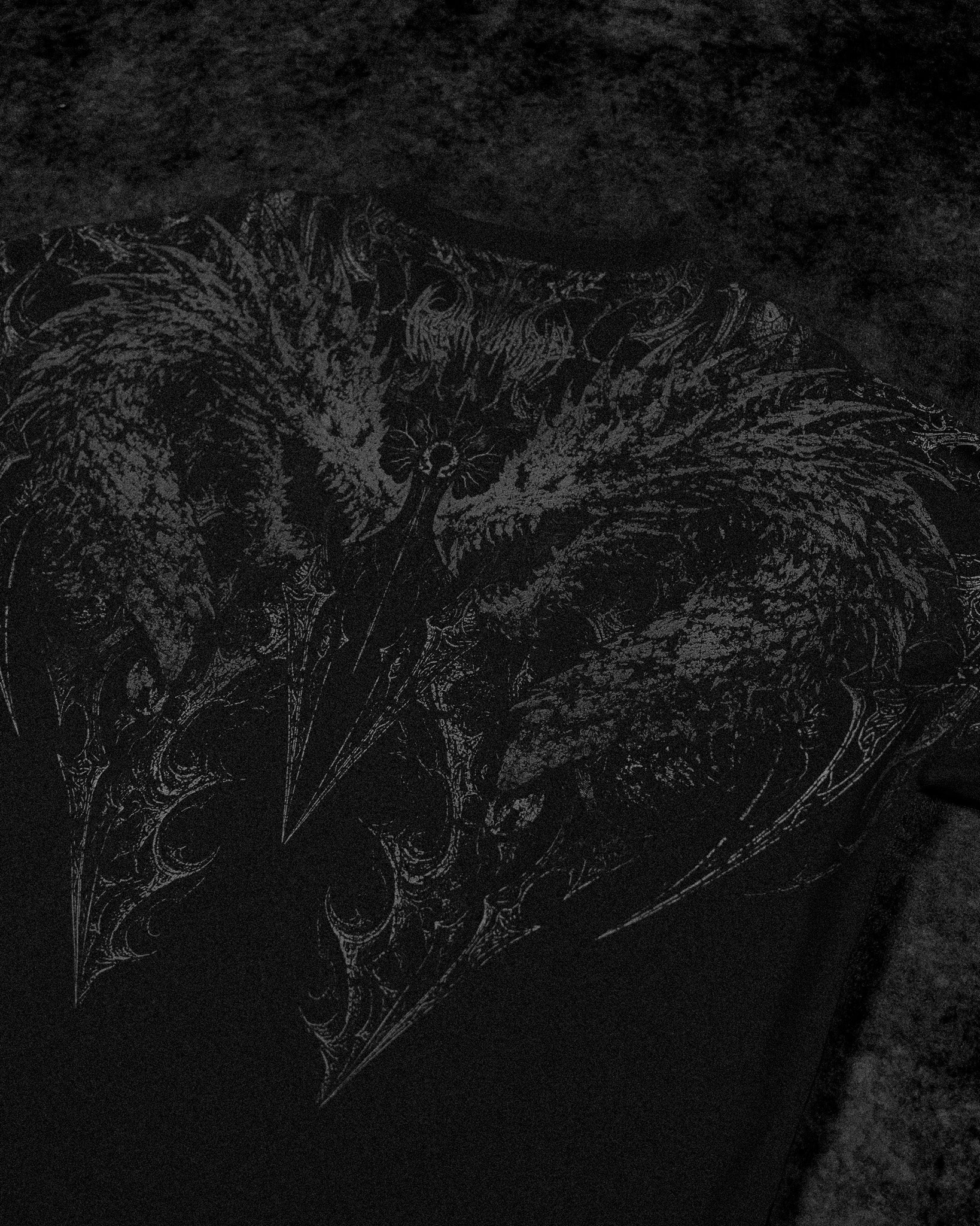 Breathe Divinity Blood Wyvern Oversized T-shirt [DARKNESS]
