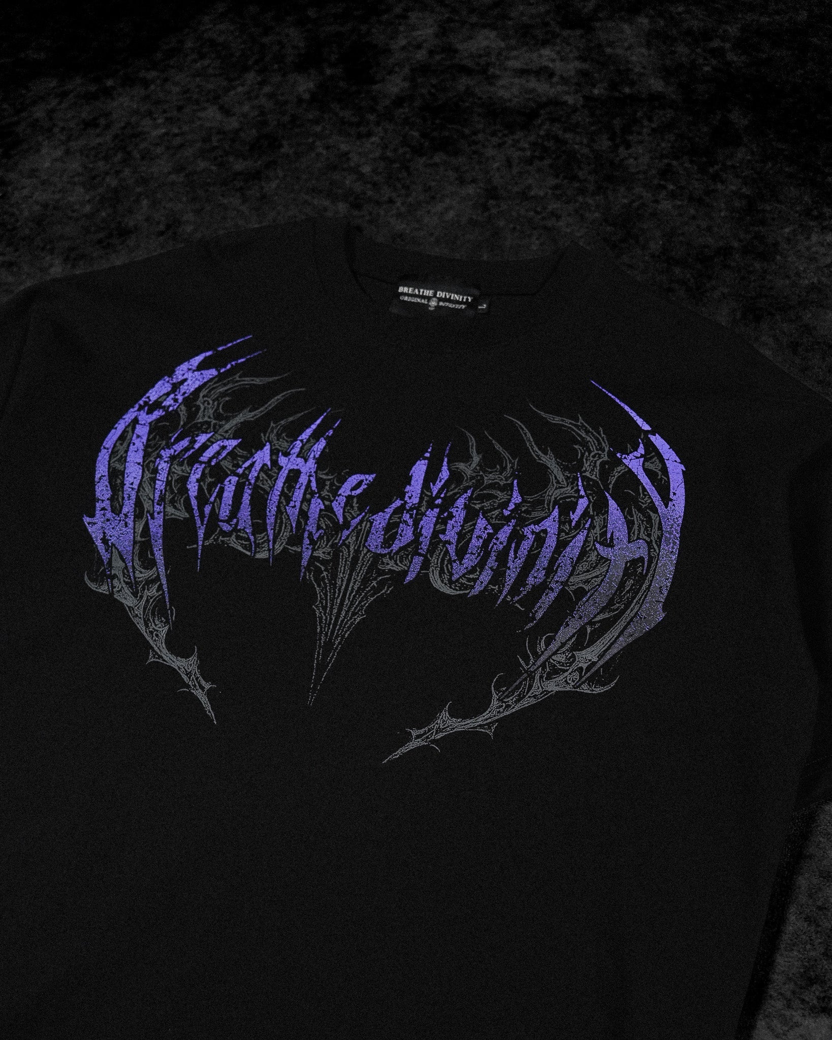 Breathe Divinity Blood Wyvern Oversized T-shirt [DUSK]