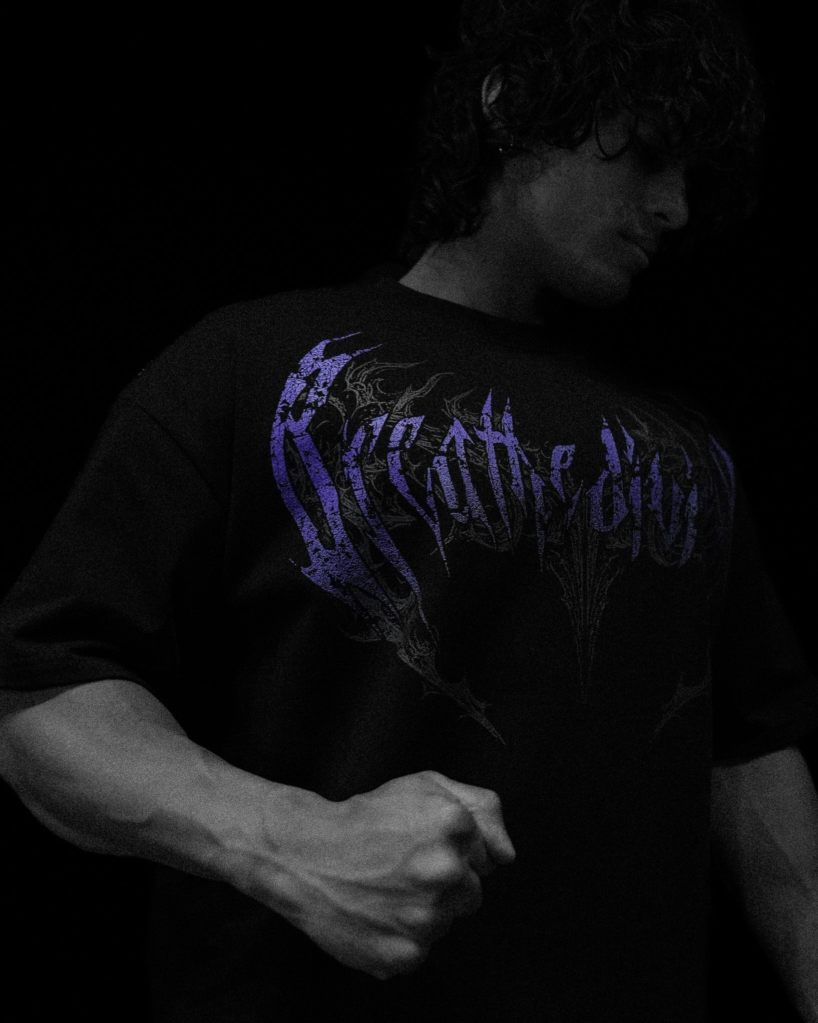 Breathe Divinity Blood Wyvern Oversized T-shirt [DUSK]